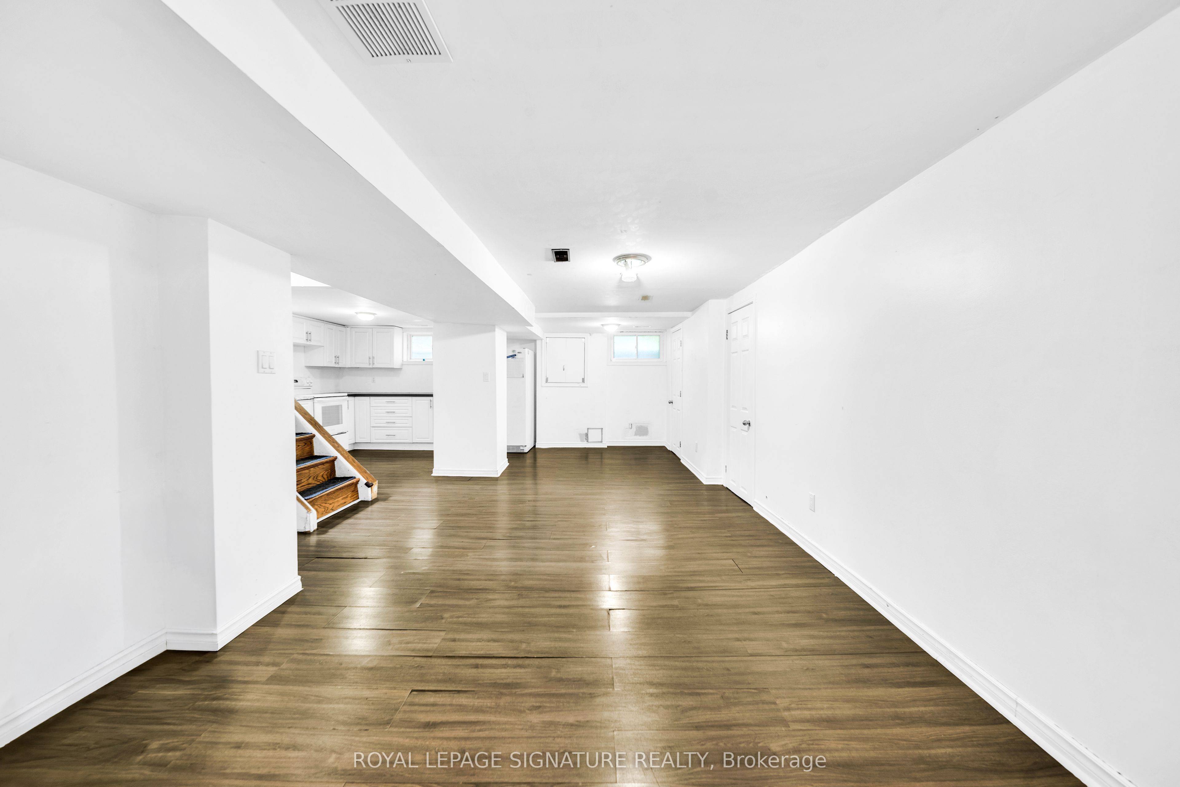 43 Parkside Drive Basement, Newmarket, ON L3Y 4R7 photo 5