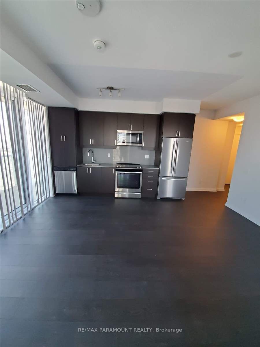7895 Jane Street 3213, Vaughan, ON L4K 2M7 photo 3