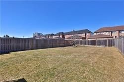 218 Helen Avenue, Markham, ON L3R 1J8 photo 3