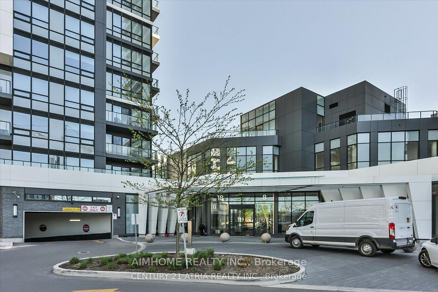 18 Water Walk Drive 2802, Markham, ON L3R 6L5 photo 4