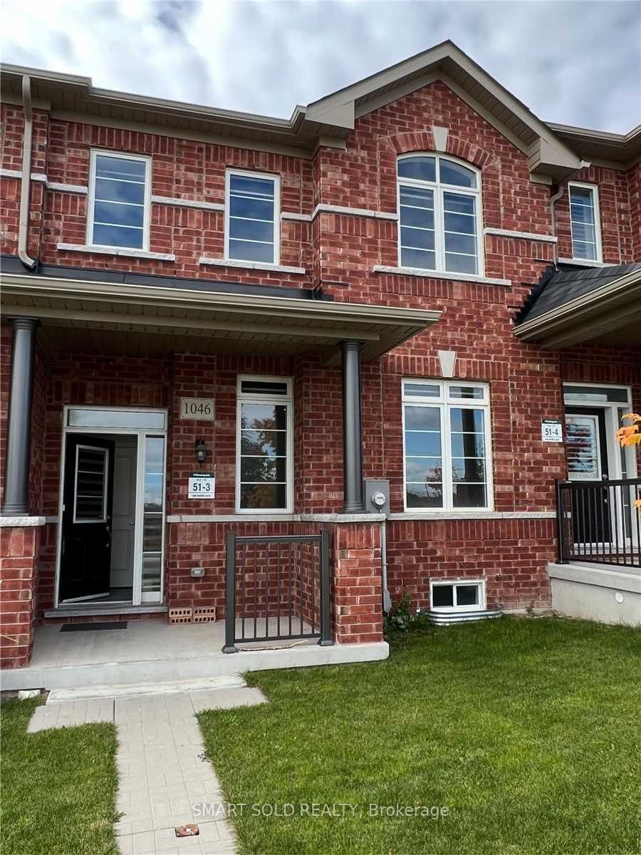 1046 Murrell Boulevard, East Gwillimbury, ON L9N 0L6 photo 2