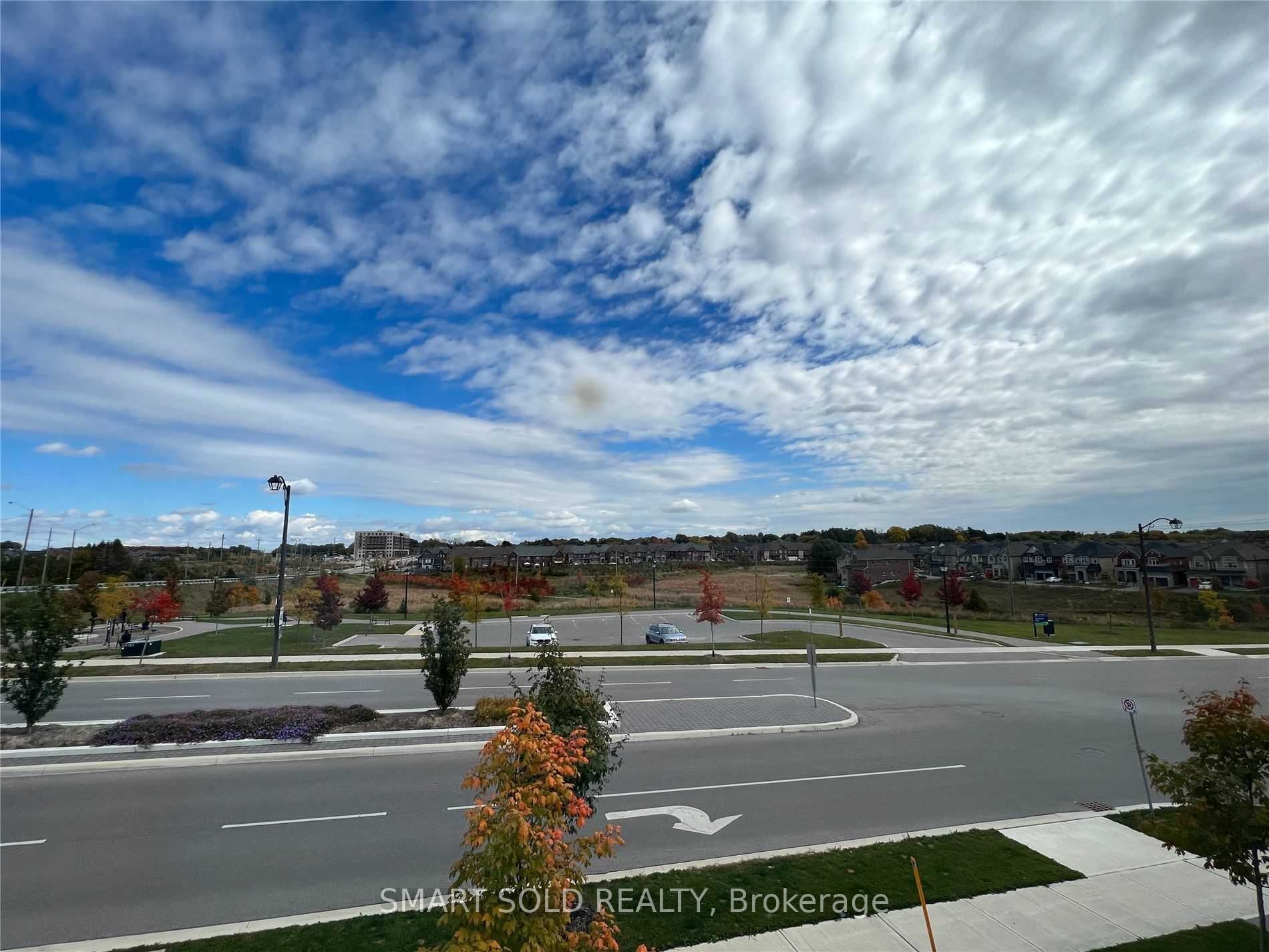 1046 Murrell Boulevard, East Gwillimbury, ON L9N 0L6 photo 4