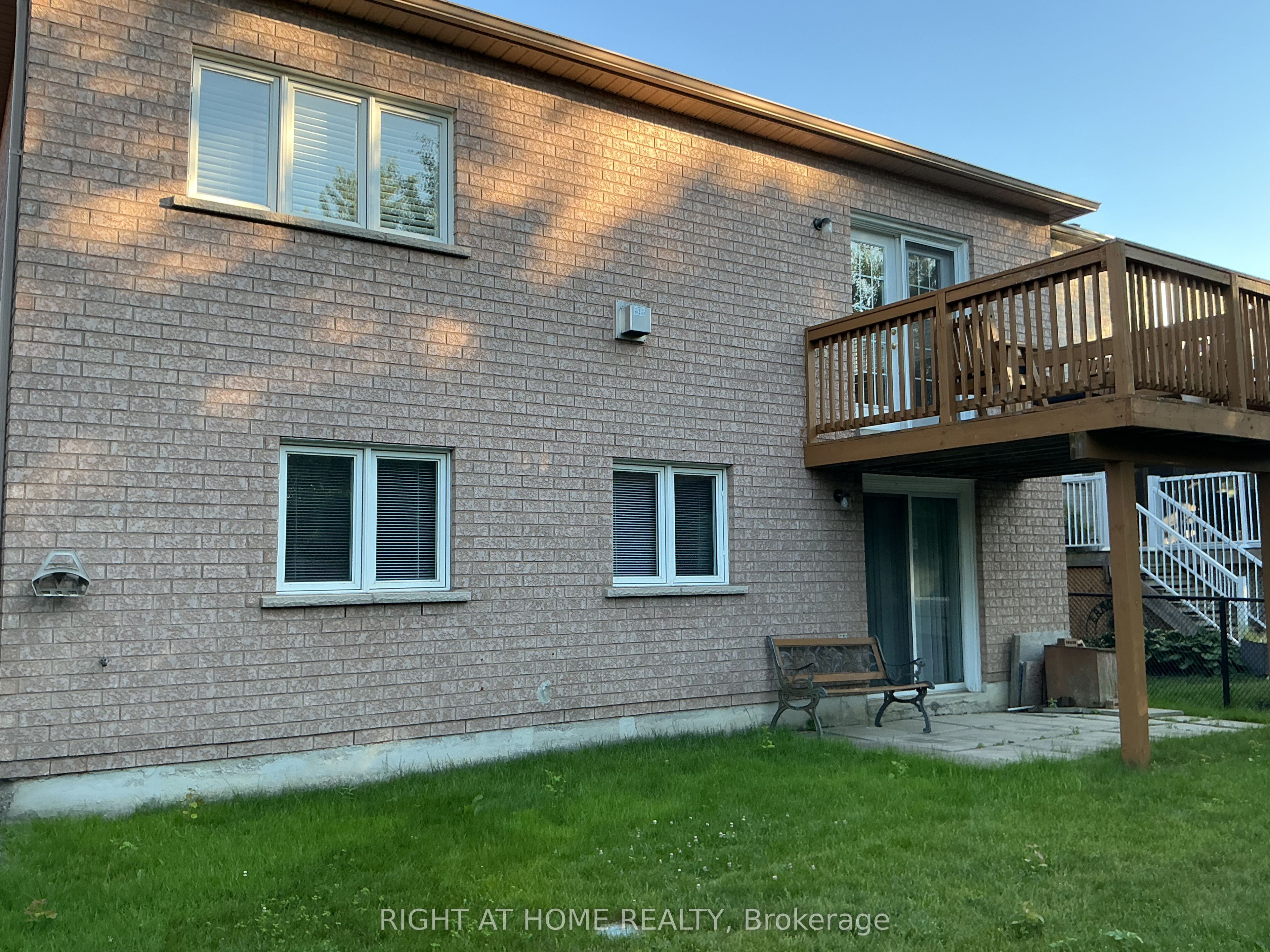 46 Woodhaven Crescent, Richmond Hill, ON L4E 3T2 photo 5