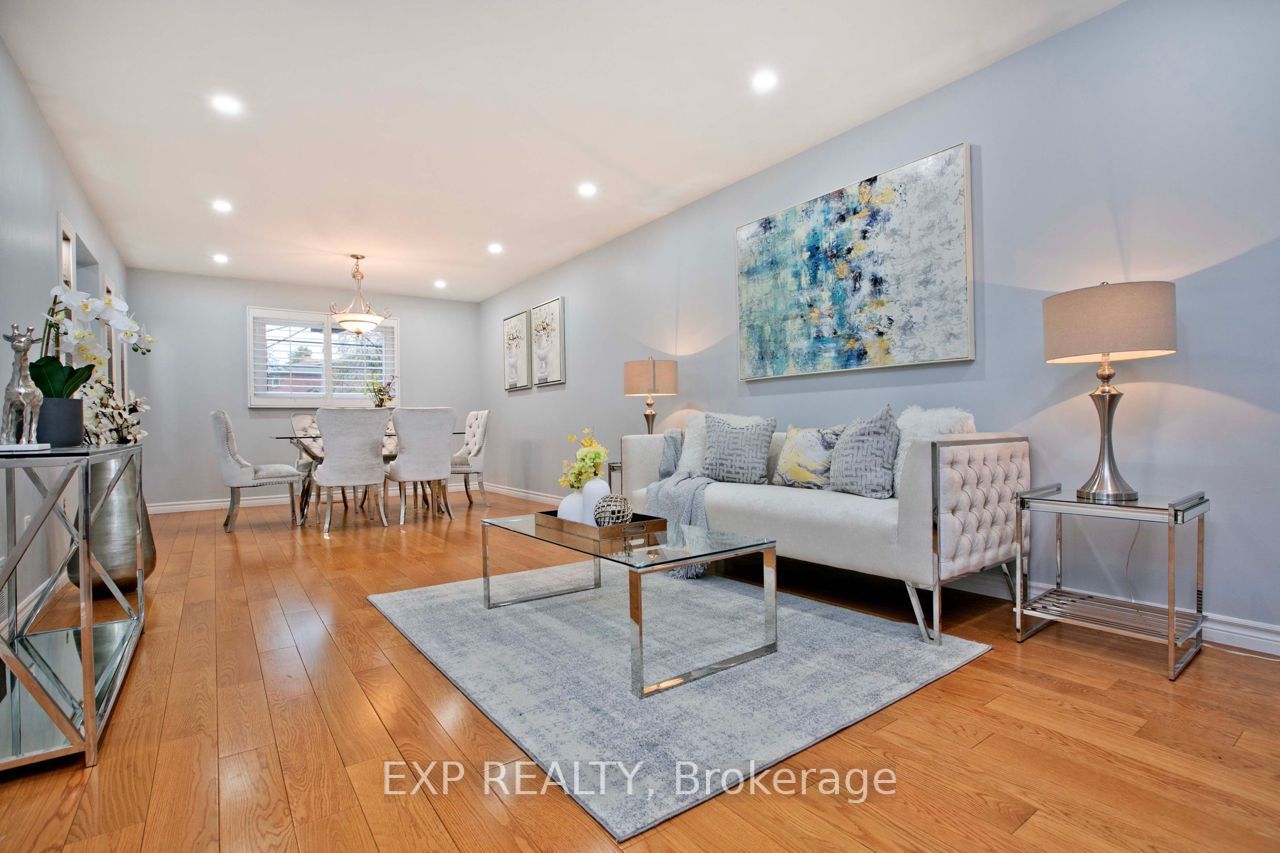 57 Belvedere Crescent MAIN, Richmond Hill, ON L4C 8V4 photo 2
