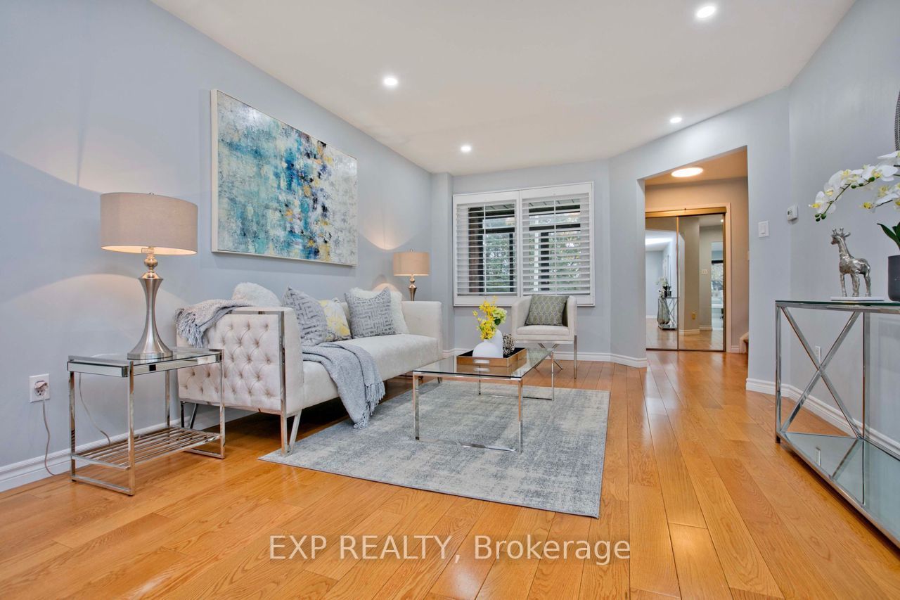 57 Belvedere Crescent MAIN, Richmond Hill, ON L4C 8V4 photo 3