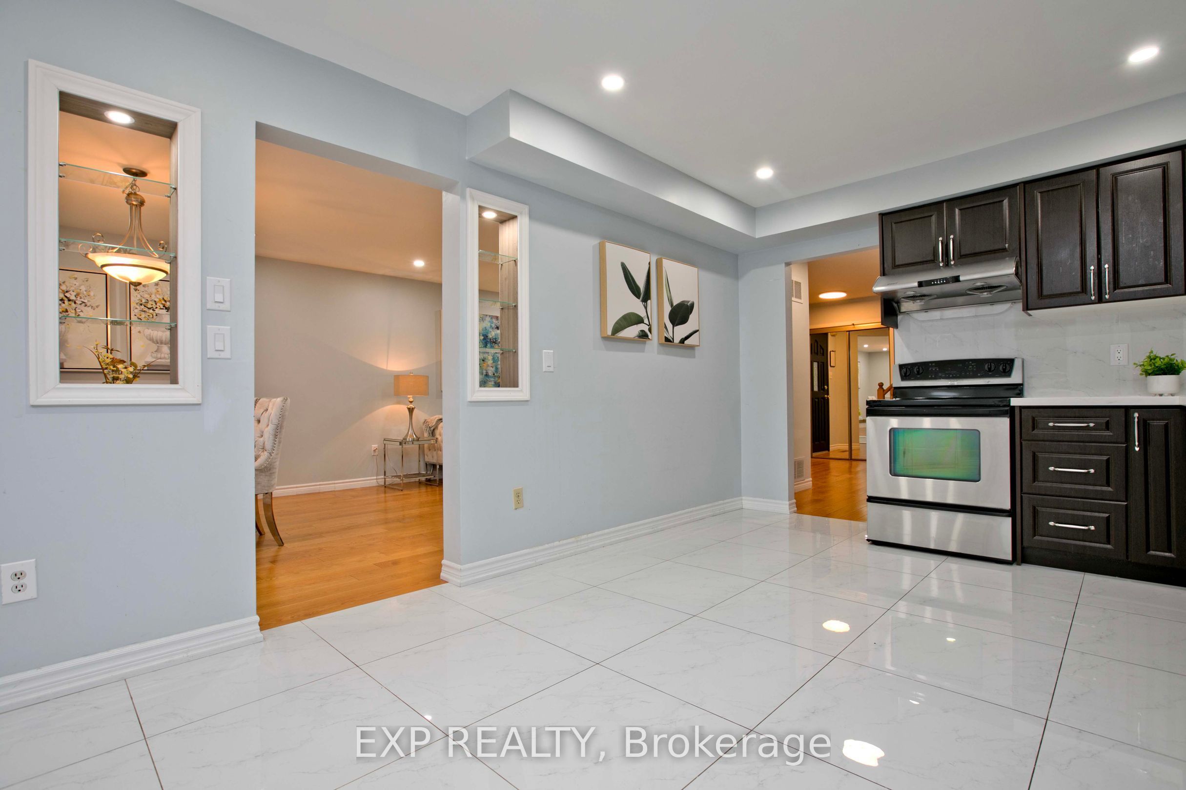 57 Belvedere Crescent MAIN, Richmond Hill, ON L4C 8V4 photo 5