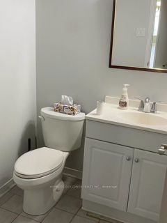 38 Keffer Circle, Newmarket, ON L3X 1R7 photo 4
