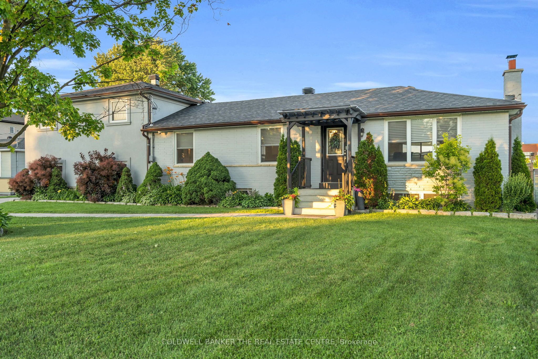 683 Simcoe Road, Bradford West Gwillimbury, ON L3Z 4B4 photo 3