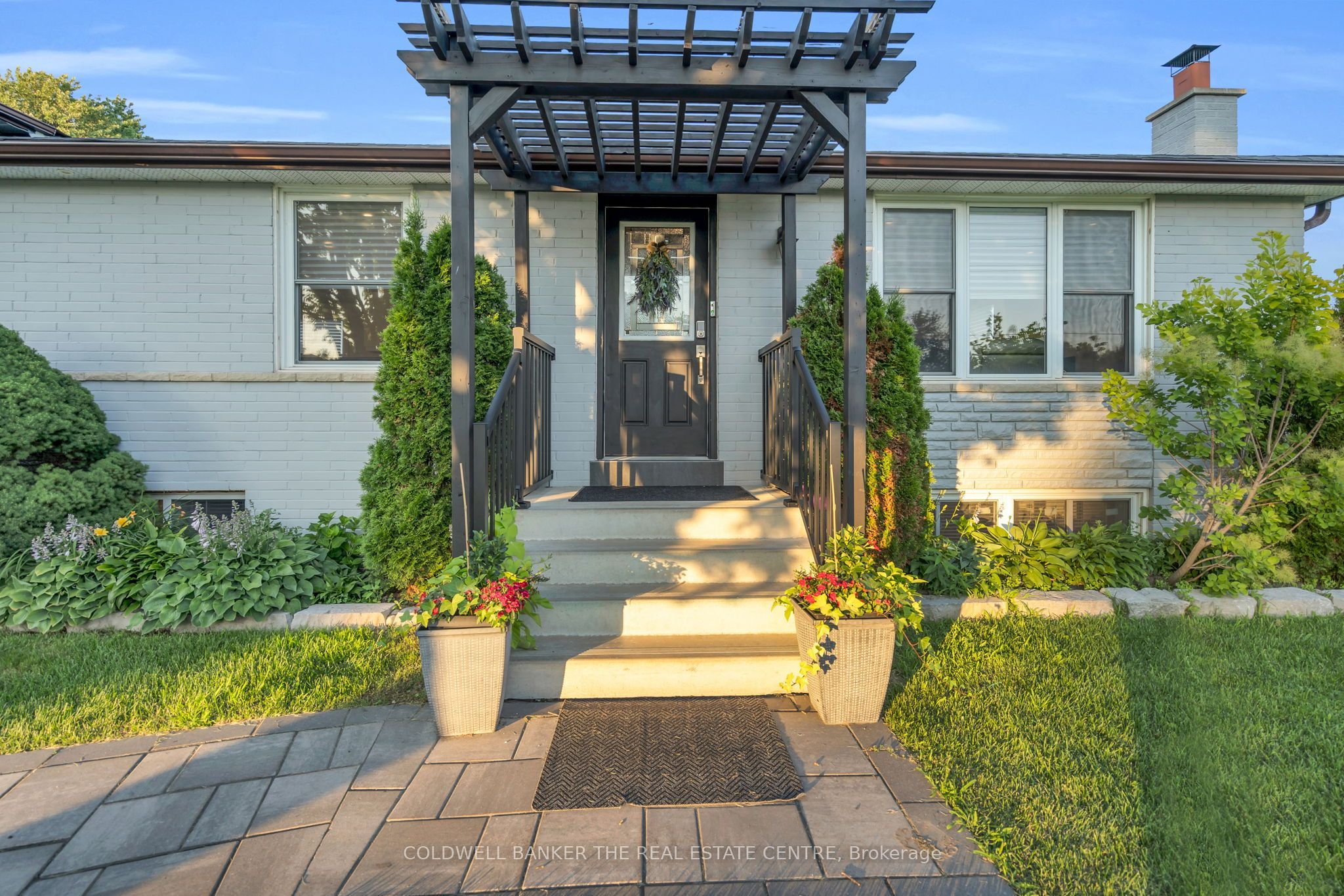 683 Simcoe Road, Bradford West Gwillimbury, ON L3Z 4B4 photo 5