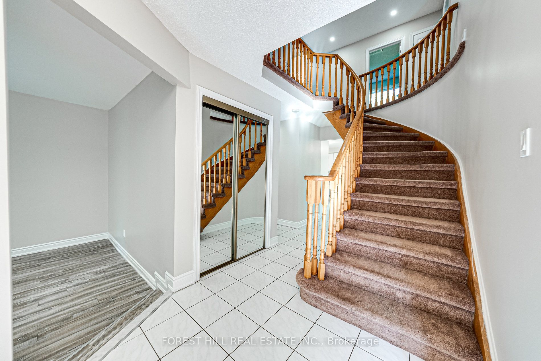 300 Conley Street, Vaughan, ON L4J 2Z6 photo 4