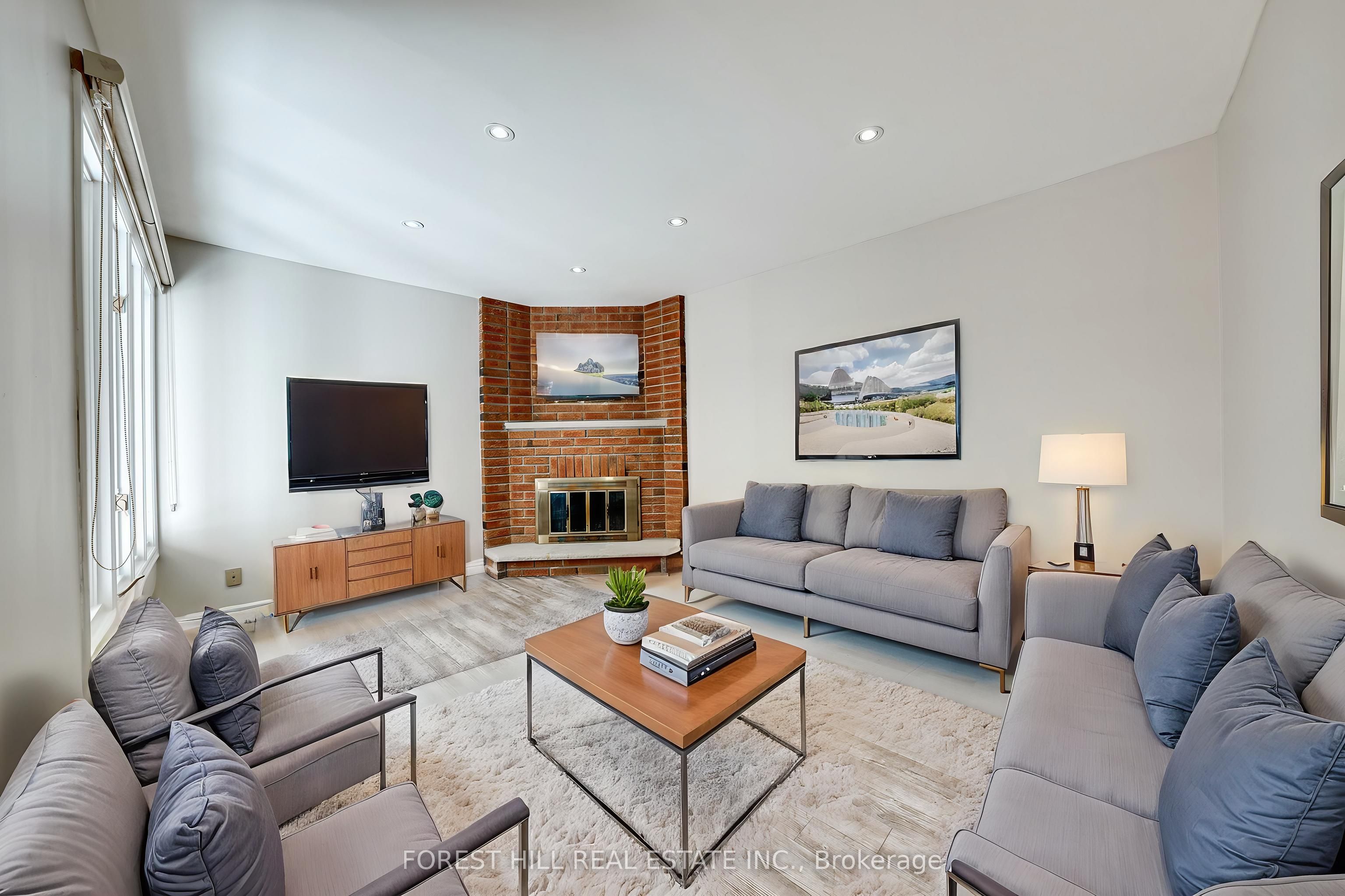 300 Conley Street, Vaughan, ON L4J 2Z6 photo 5