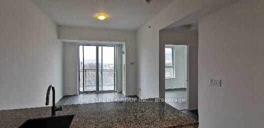 11611 Yonge Street 512, Richmond Hill, ON L4E 3N8 photo 4
