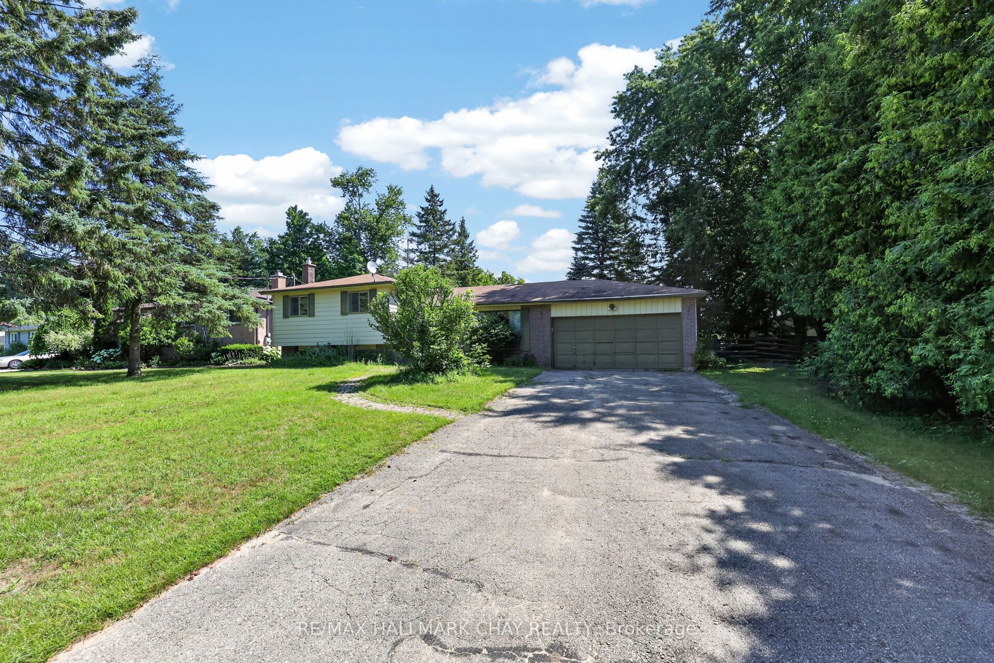 23 Pine Park Boulevard, Adjala-Tosorontio, ON L0M 1J0 photo 5