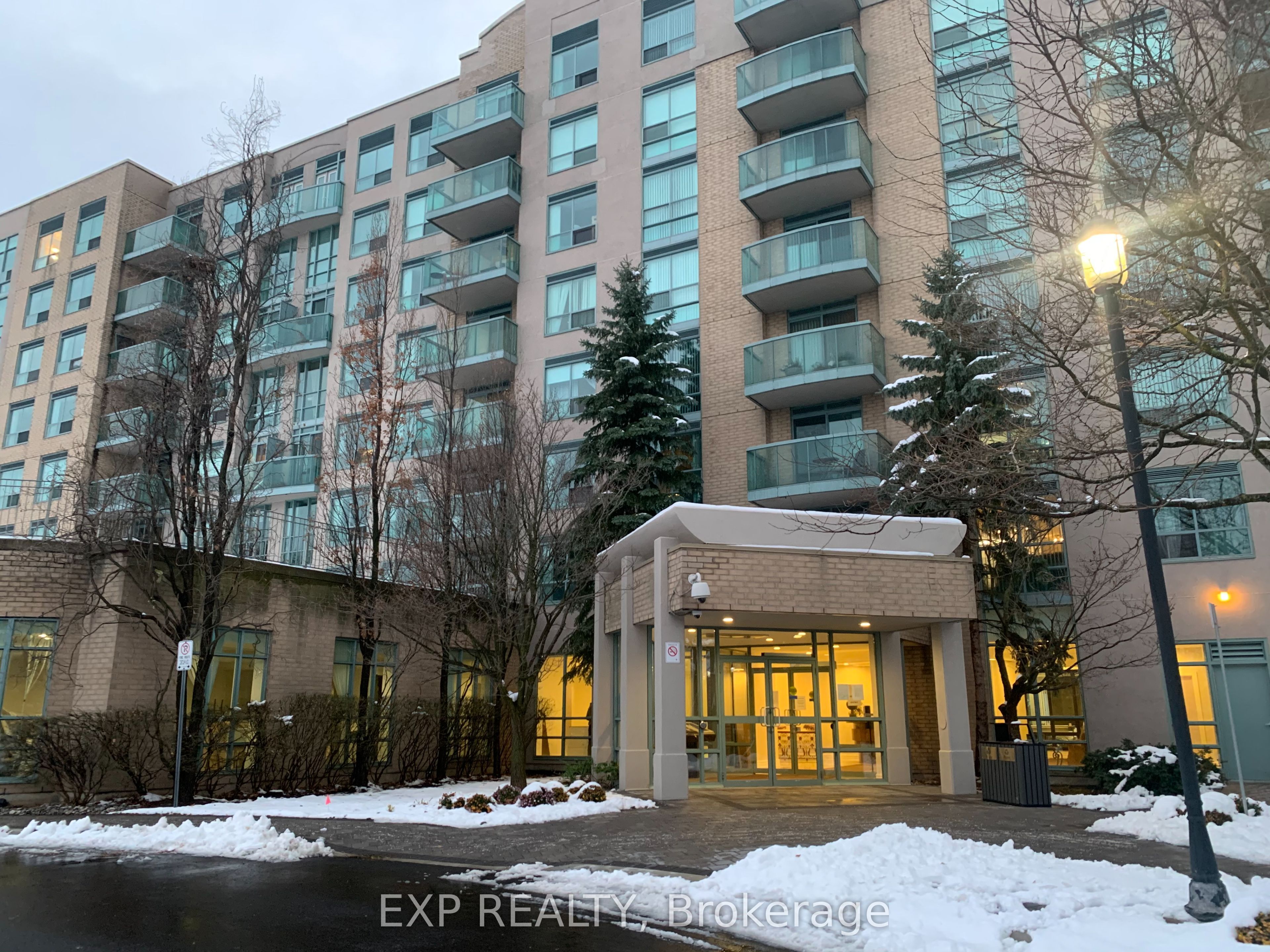 3 Ellesmere Street 205, Richmond Hill, ON L4B 4N2