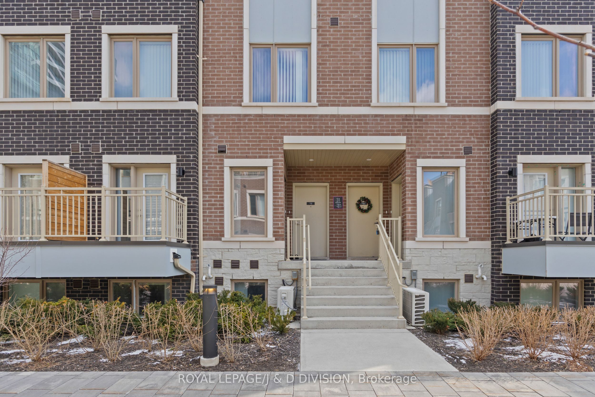 31 Honeycrisp Crescent 57, Vaughan, ON L4K 0N6