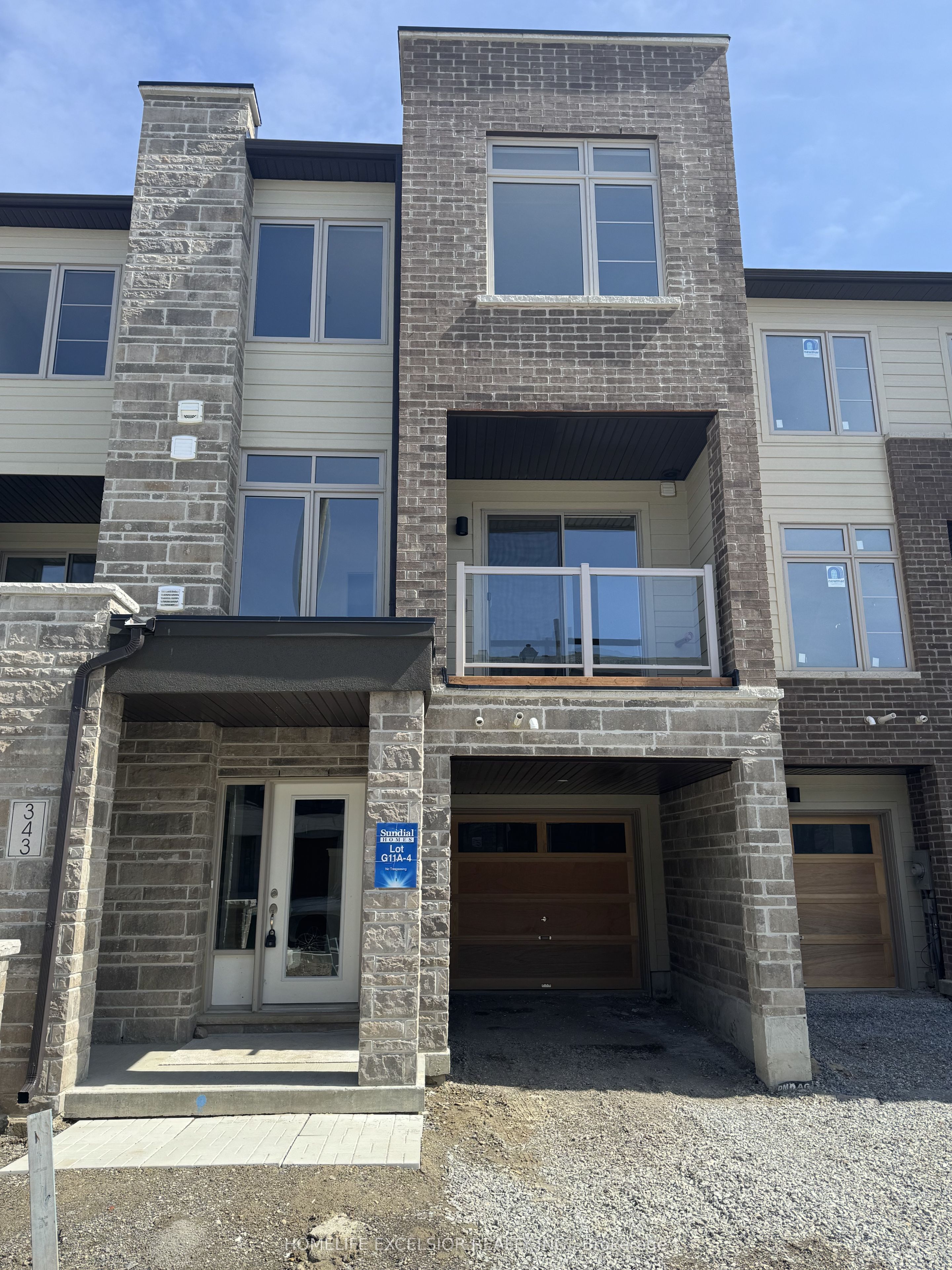 343 Capella Street, Newmarket, ON L3X 0L7