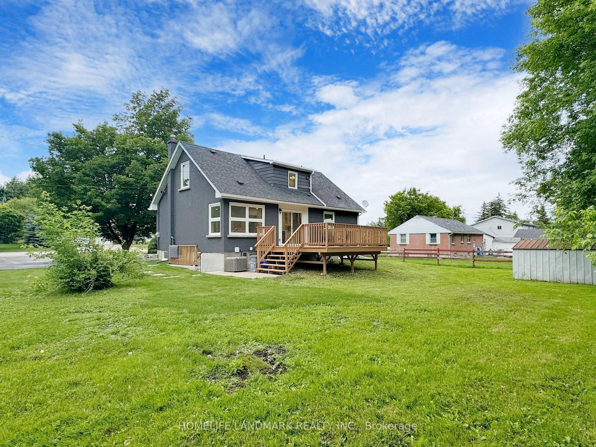 1661 Mount Albert Road Unit 2, East Gwillimbury, ON L0G 1V0