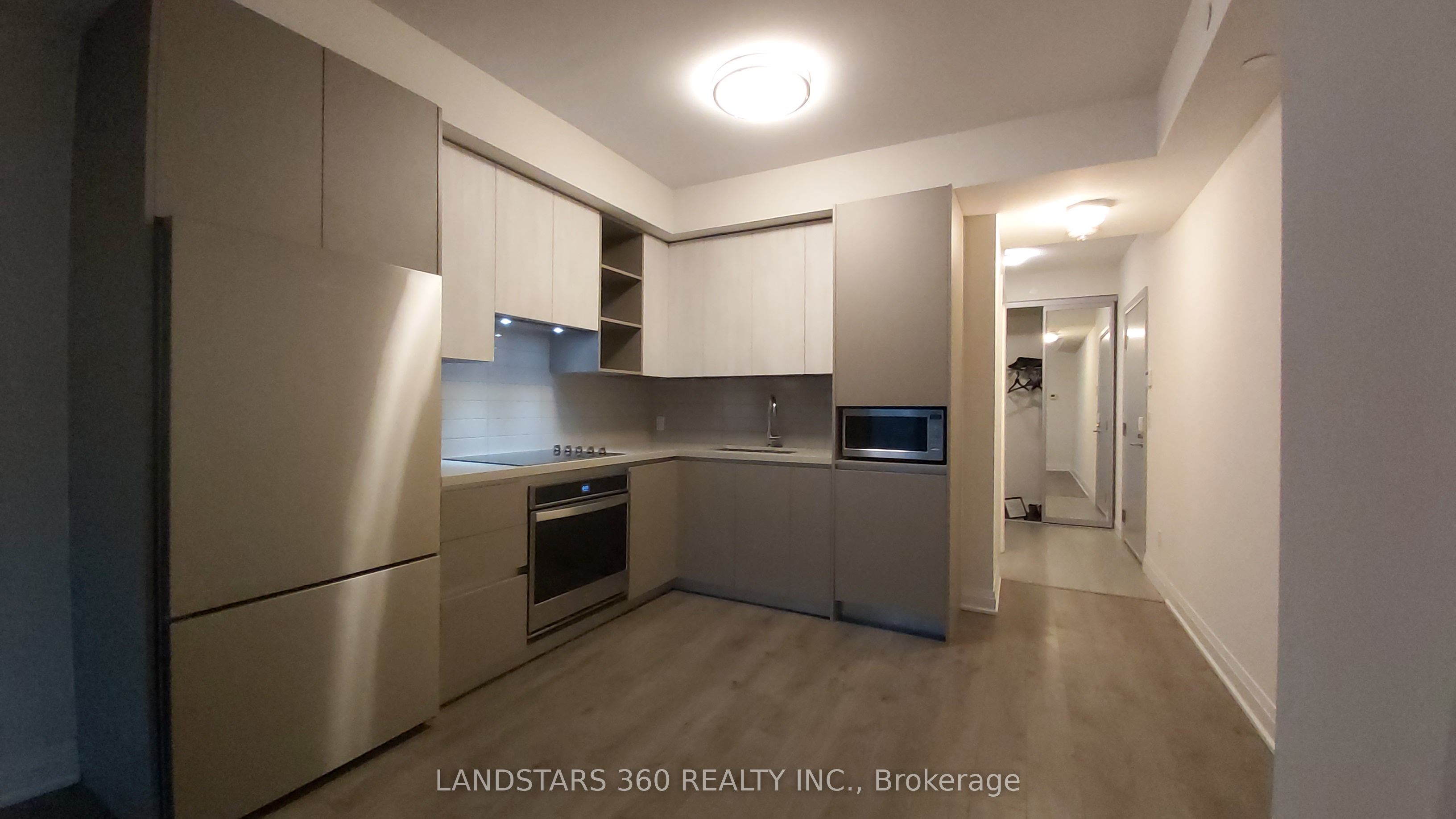 398 E Highway 7 E 807, Richmond Hill, ON L4B 0G6 photo 4