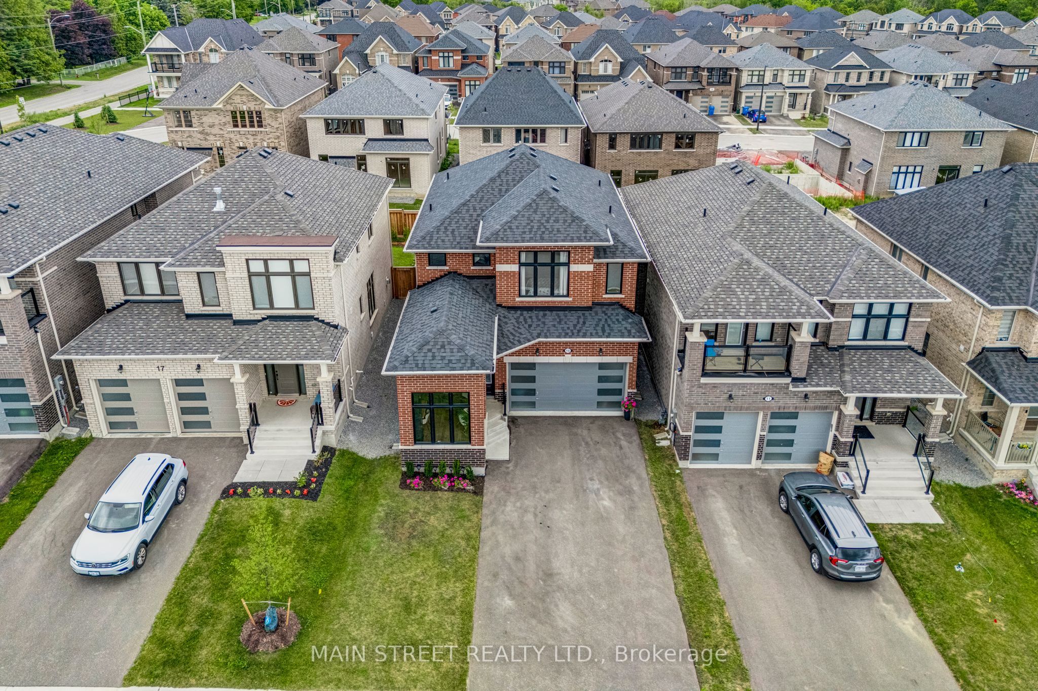 15 Ainslie Hill Crescent, Georgina, ON L0E 1R0 photo 3