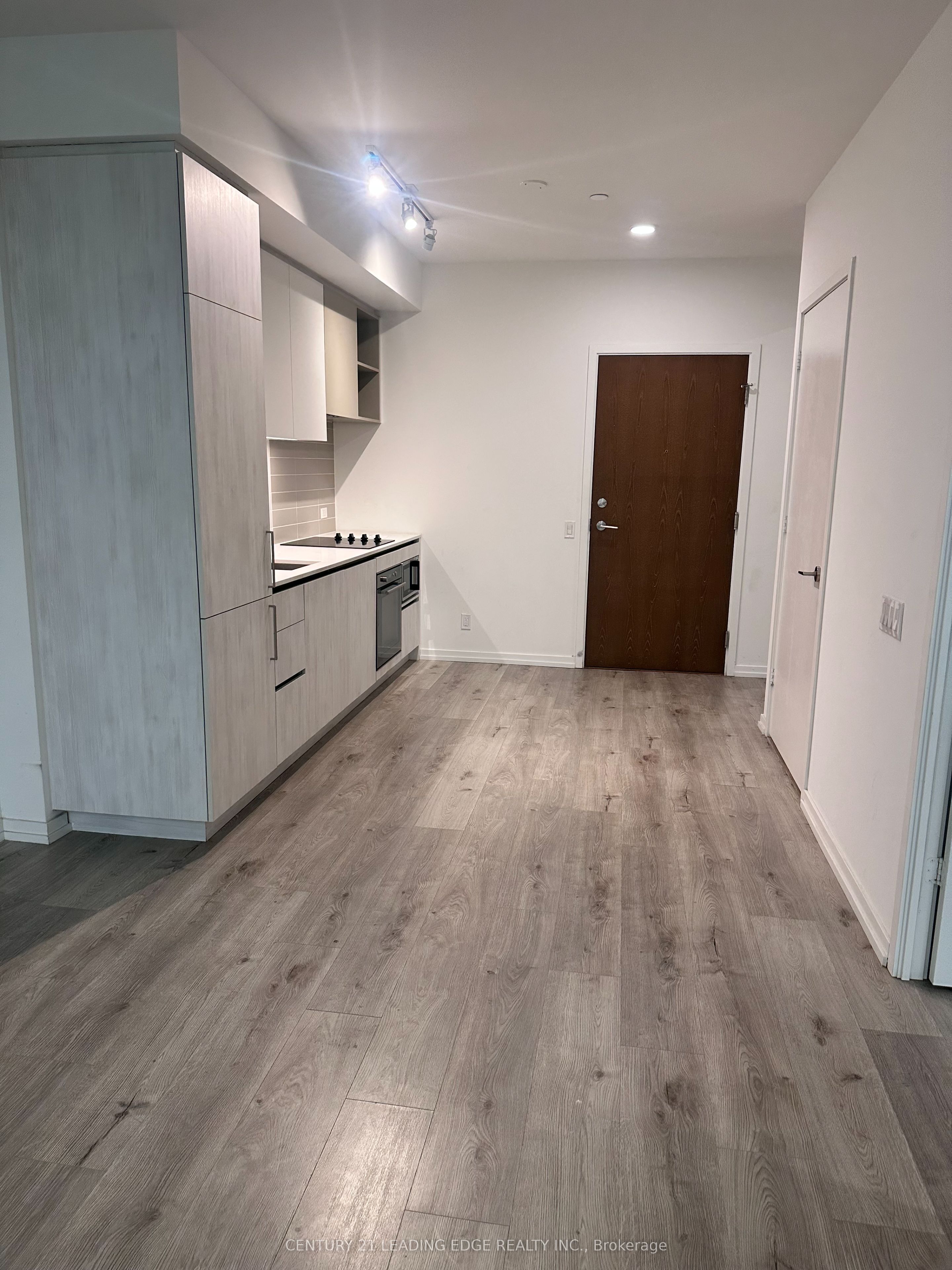 7890 Jane Street PH10, Vaughan, ON L4K 0K9 photo 5