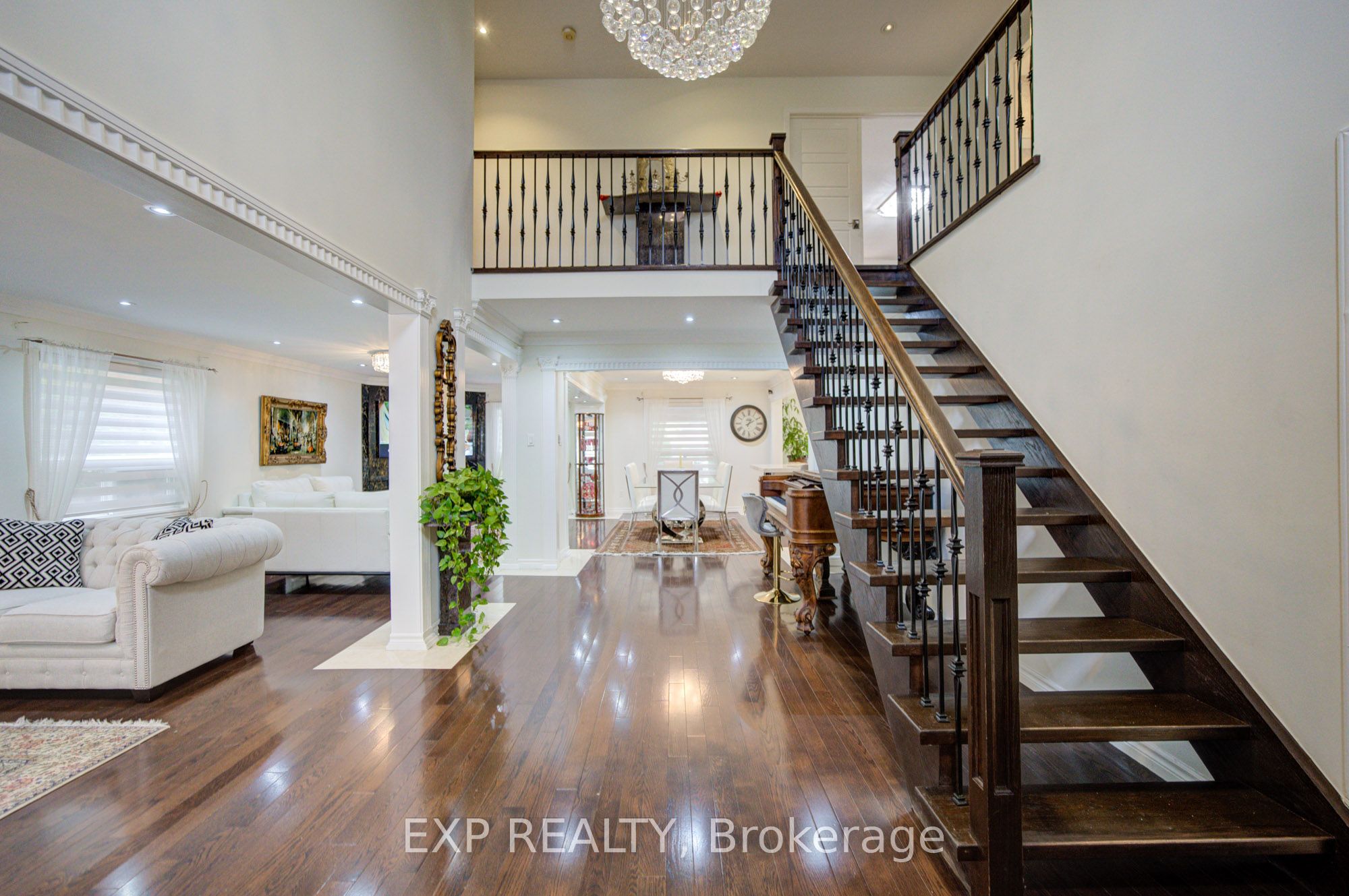 59 Yorkland Street, Richmond Hill, ON L4C 9Z4 photo 2