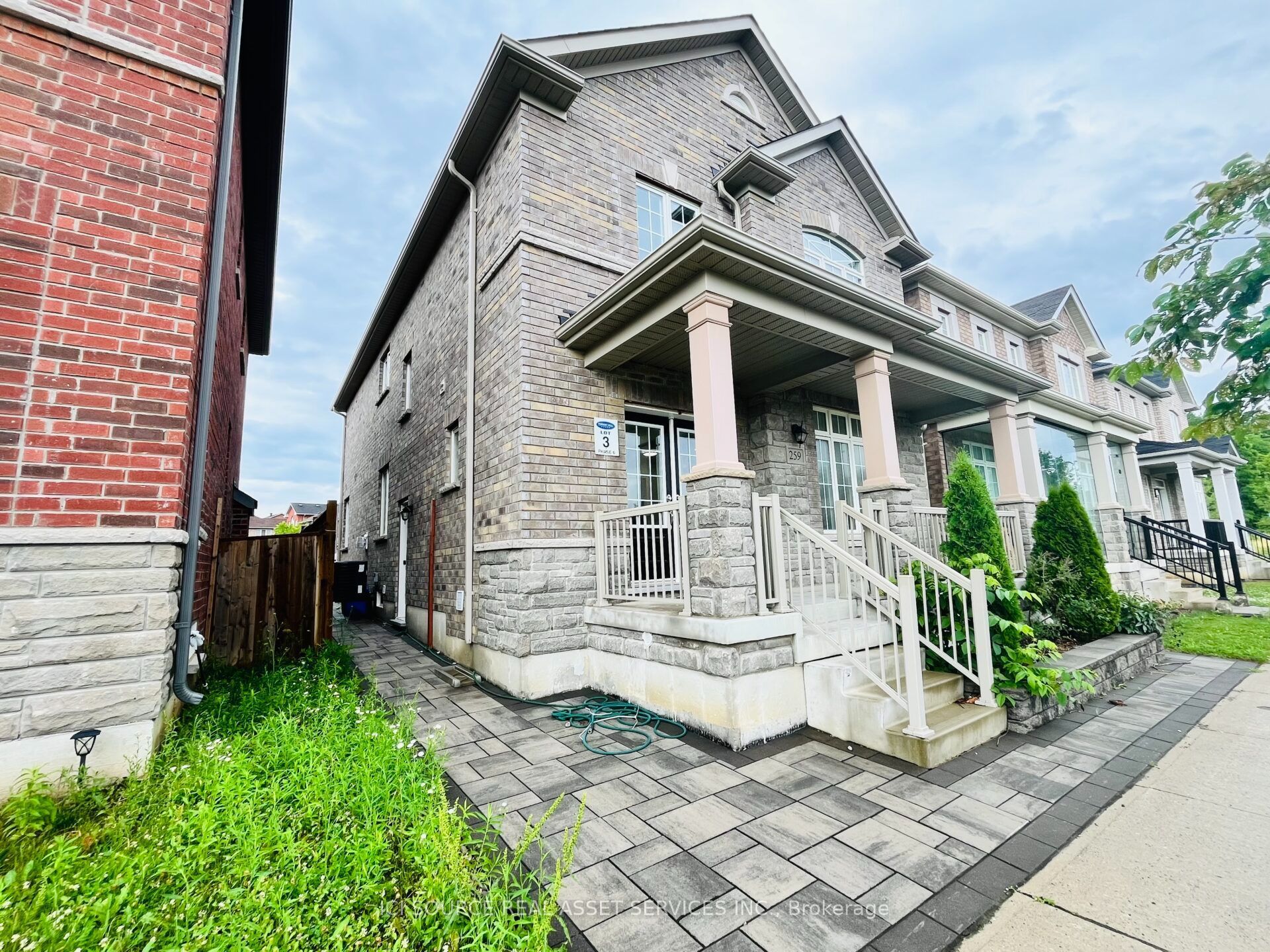 259 William Forster Road, Markham, ON L6B 0V2 photo 2