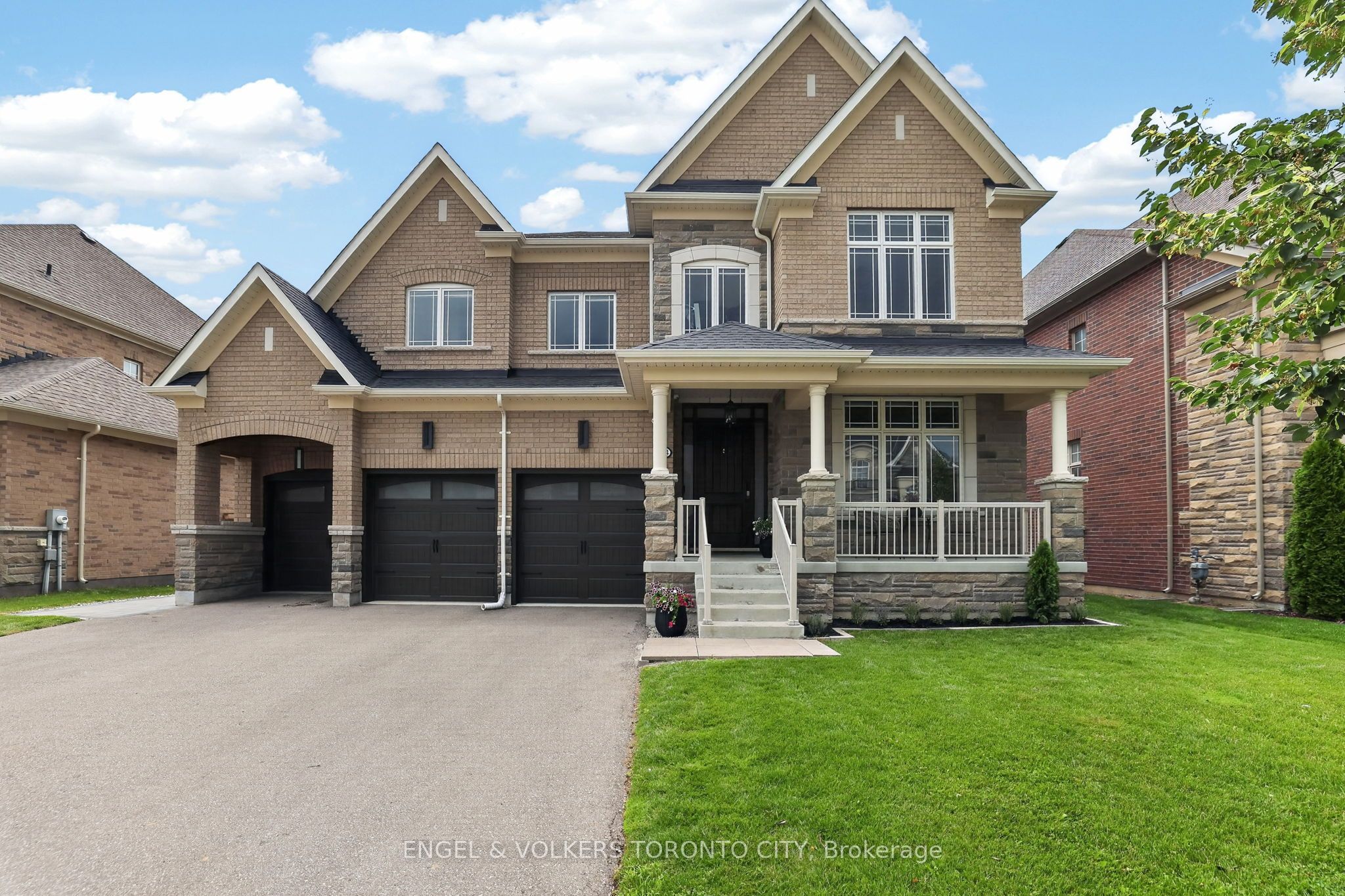 14 Coppermine Court, King, ON L7B 0A5 photo 3