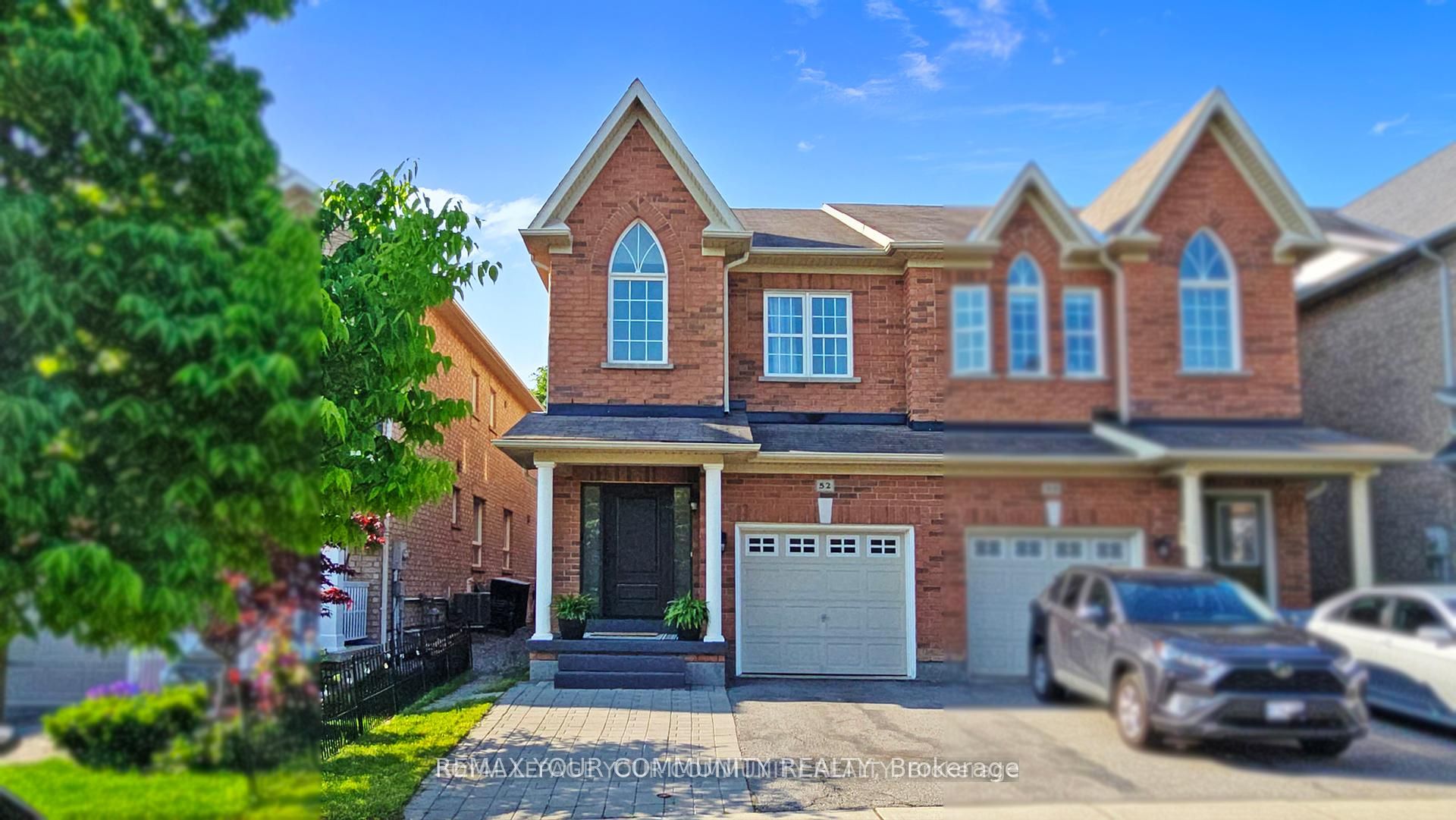 52 Four Seasons Crescent, East Gwillimbury, ON L9N 0C3
