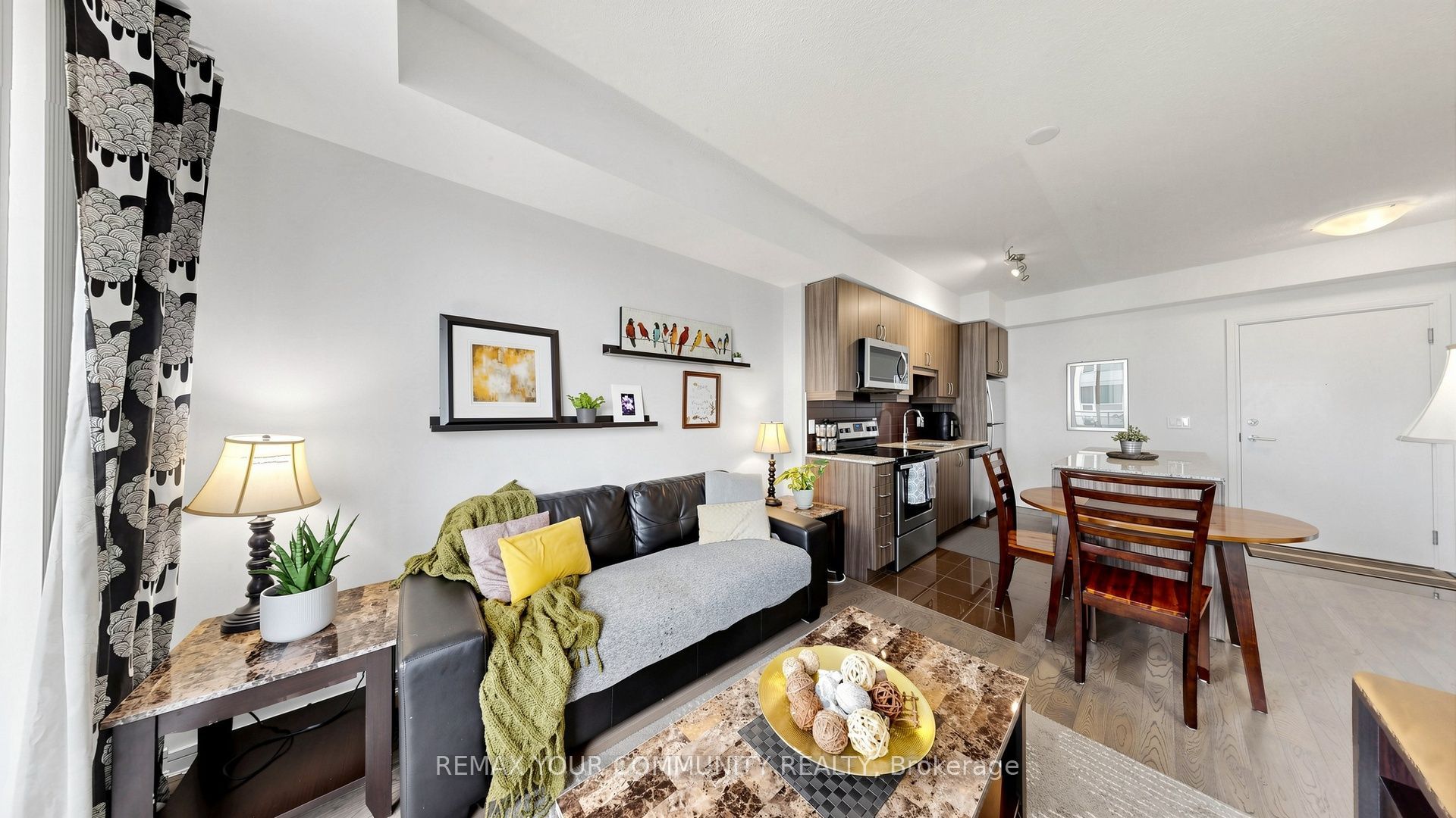9205 Yonge Street NE1710, Richmond Hill, ON L4C 1V5 photo 4