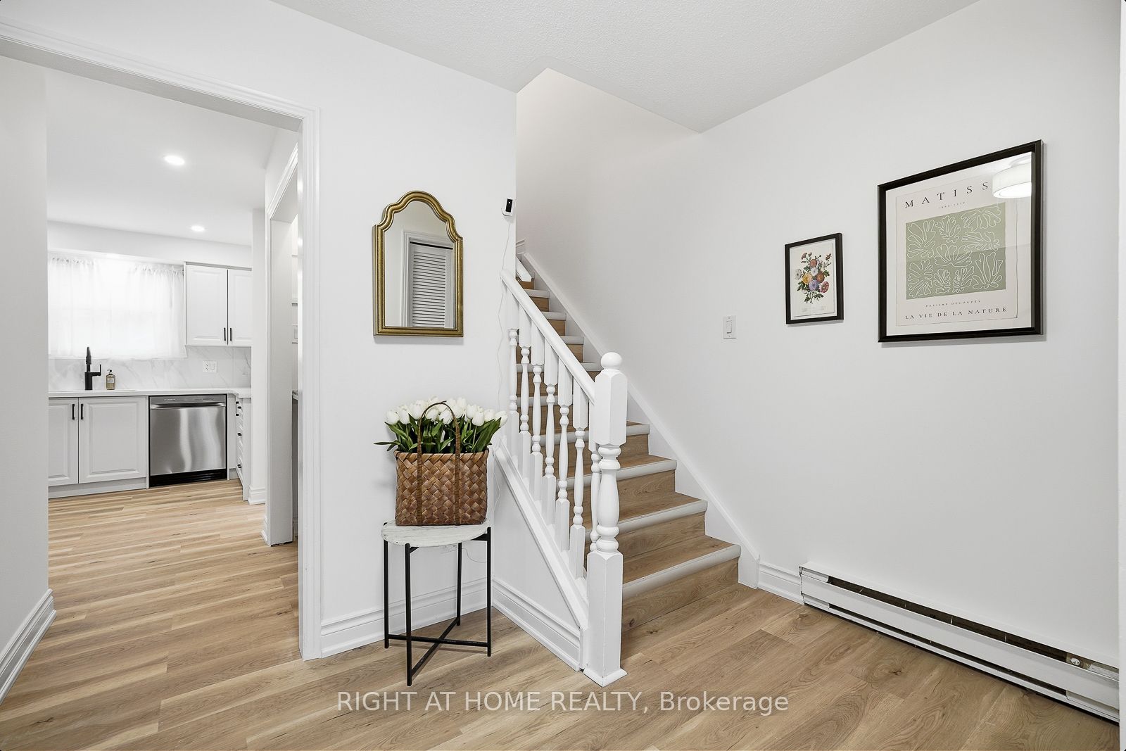 259 Glenwoods Avenue, Georgina, ON L4P 2X1 photo 5