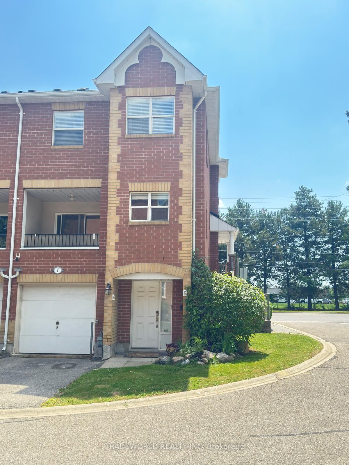 1 Maple Park Way, Markham, ON L6G 1C5 photo 2
