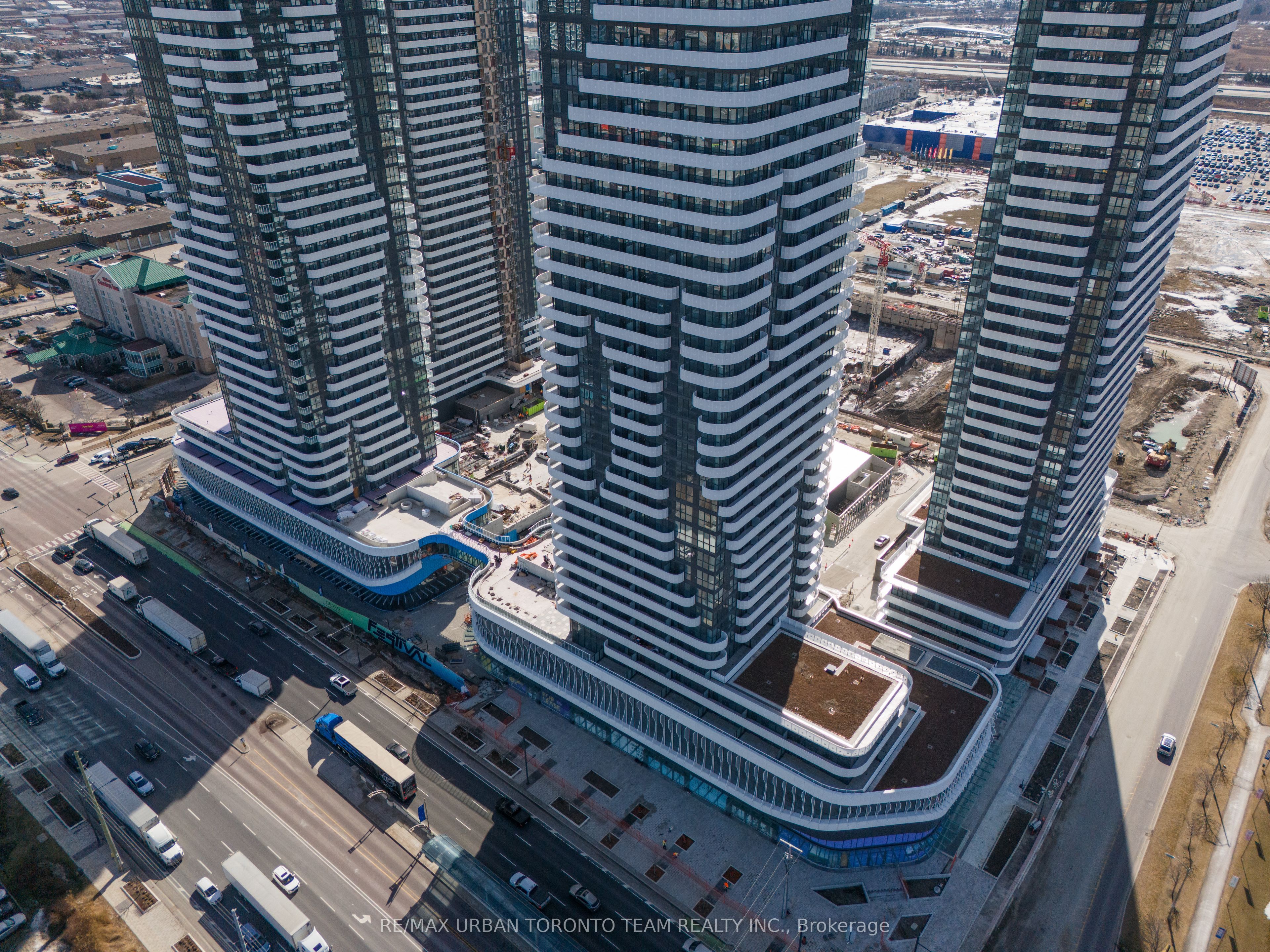 225 Commerce Street 5601, Vaughan, ON L4K 0R1