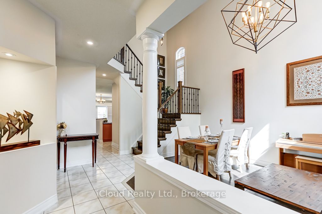 40 Ralph Chalmers Avenue, Markham, ON L6E 2C3 photo 2