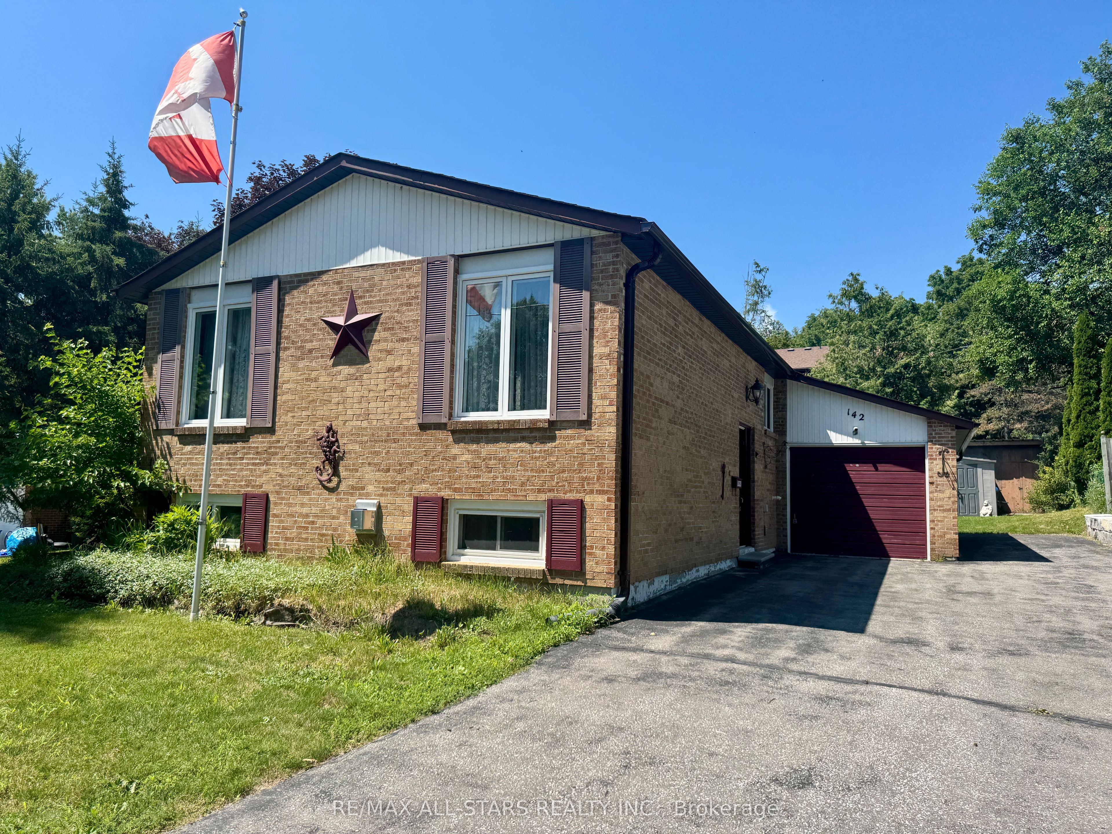 142 Parkview Road, Georgina, ON L4P 2J7