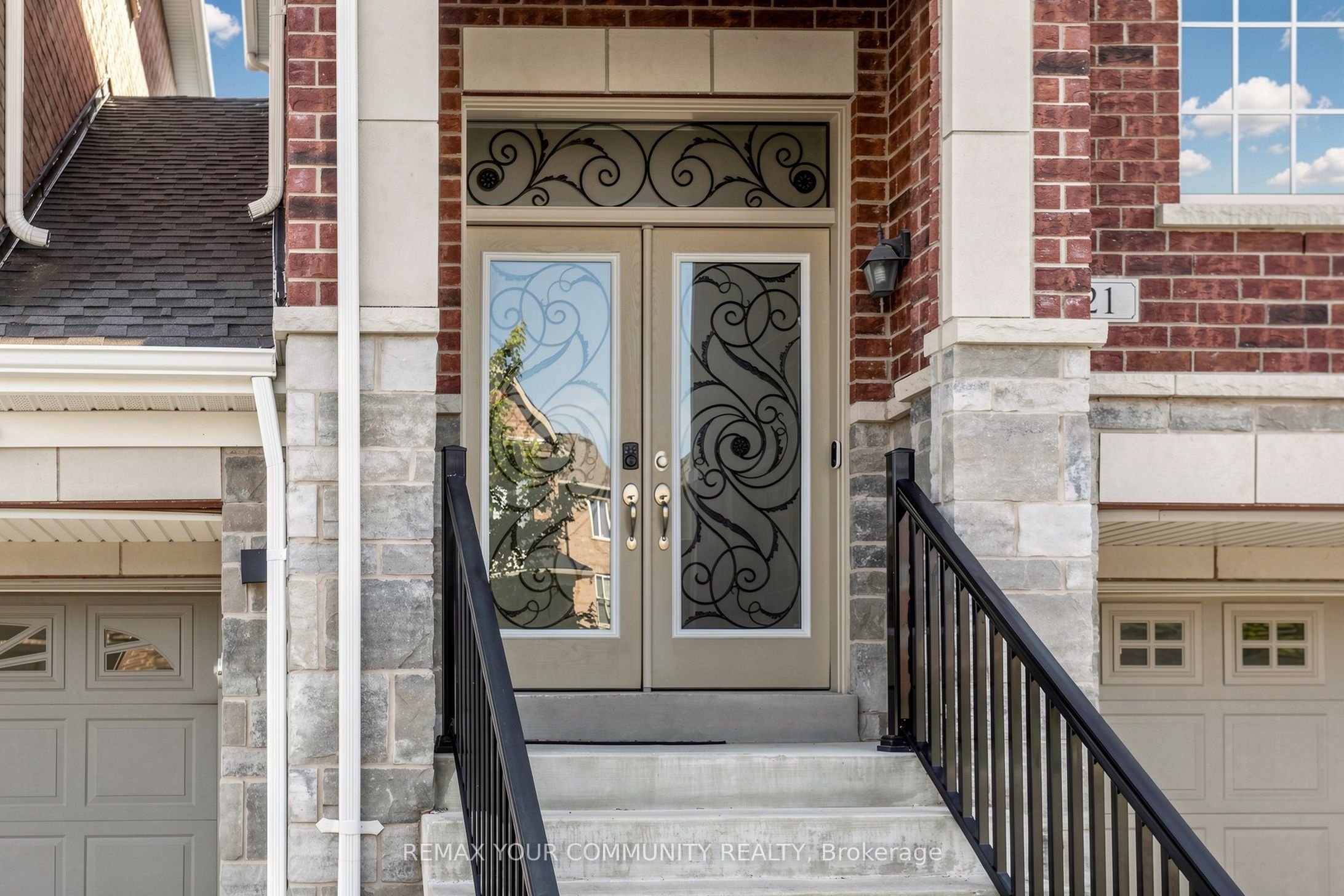 21 Princess Charlotte Avenue, Whitchurch-Stouffville, ON L4A 1Y8 photo 5