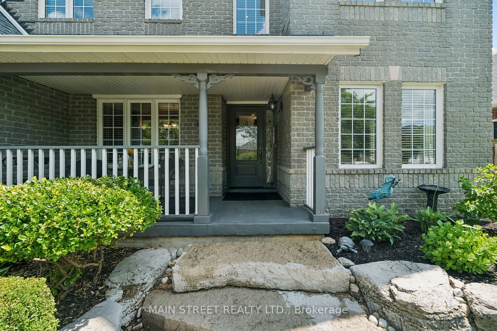 33 HIGHCASTLE Avenue, Georgina, ON L4P 4B4 photo 3