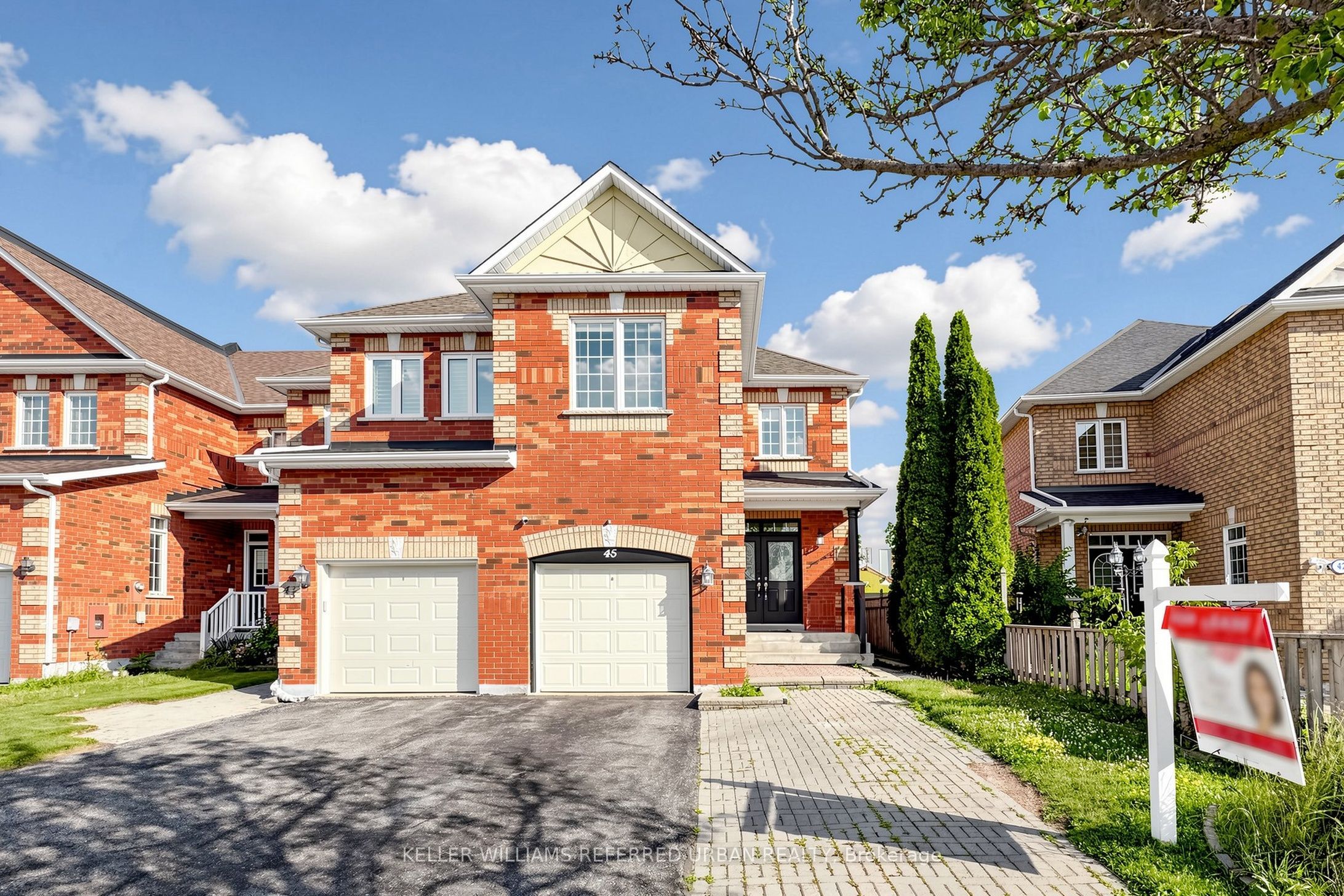 45 Cameo Drive, Richmond Hill, ON L4S 2C1 photo 2