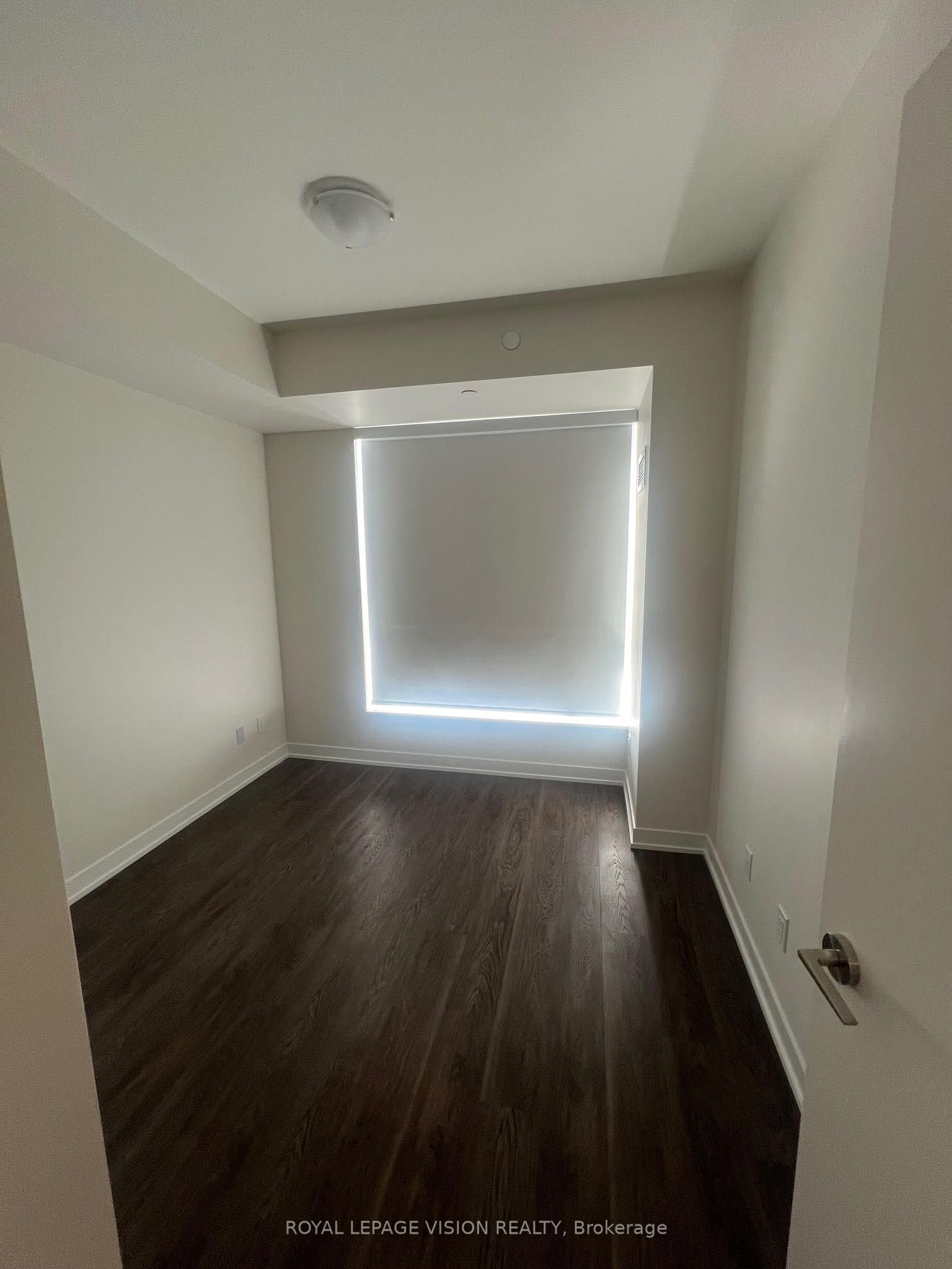 2 David Eyer Road 221, Richmond Hill, ON L4S 0N6 photo 5