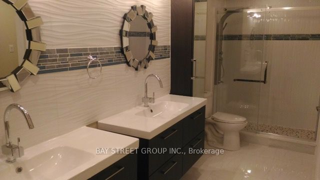 209 Kentland Street, Markham, ON L6E 2E2 photo 3