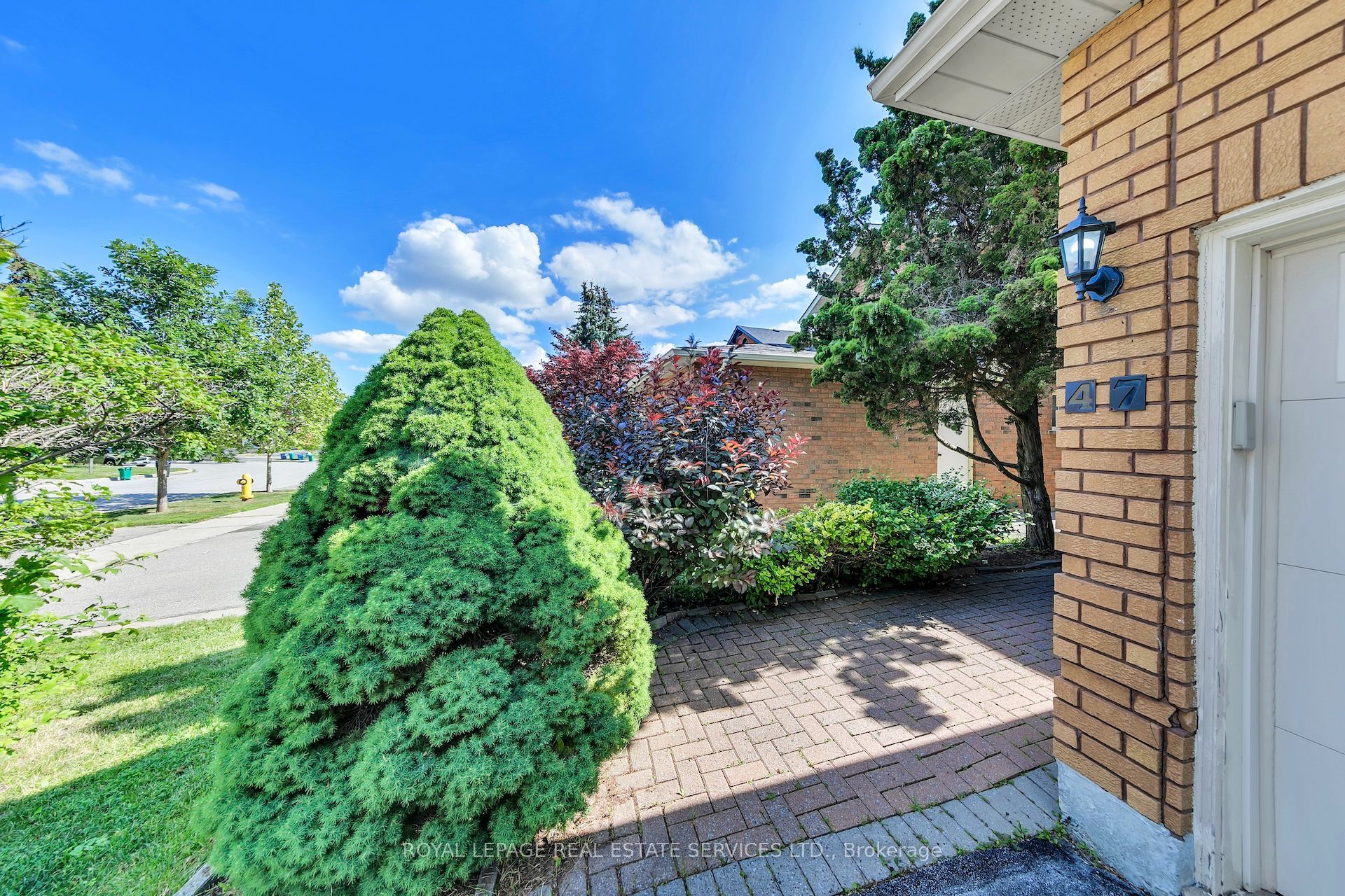 47 Velvet Crescent, Vaughan, ON L4L 5E8 photo 5