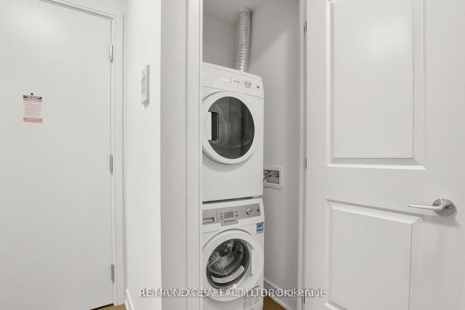 9199 Yonge Street 608  Se, Richmond Hill, ON L4C 1H7 photo 3