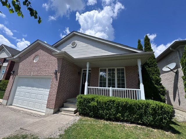 12 Dr. Jones Drive, King, ON L0G 1T0 photo 2