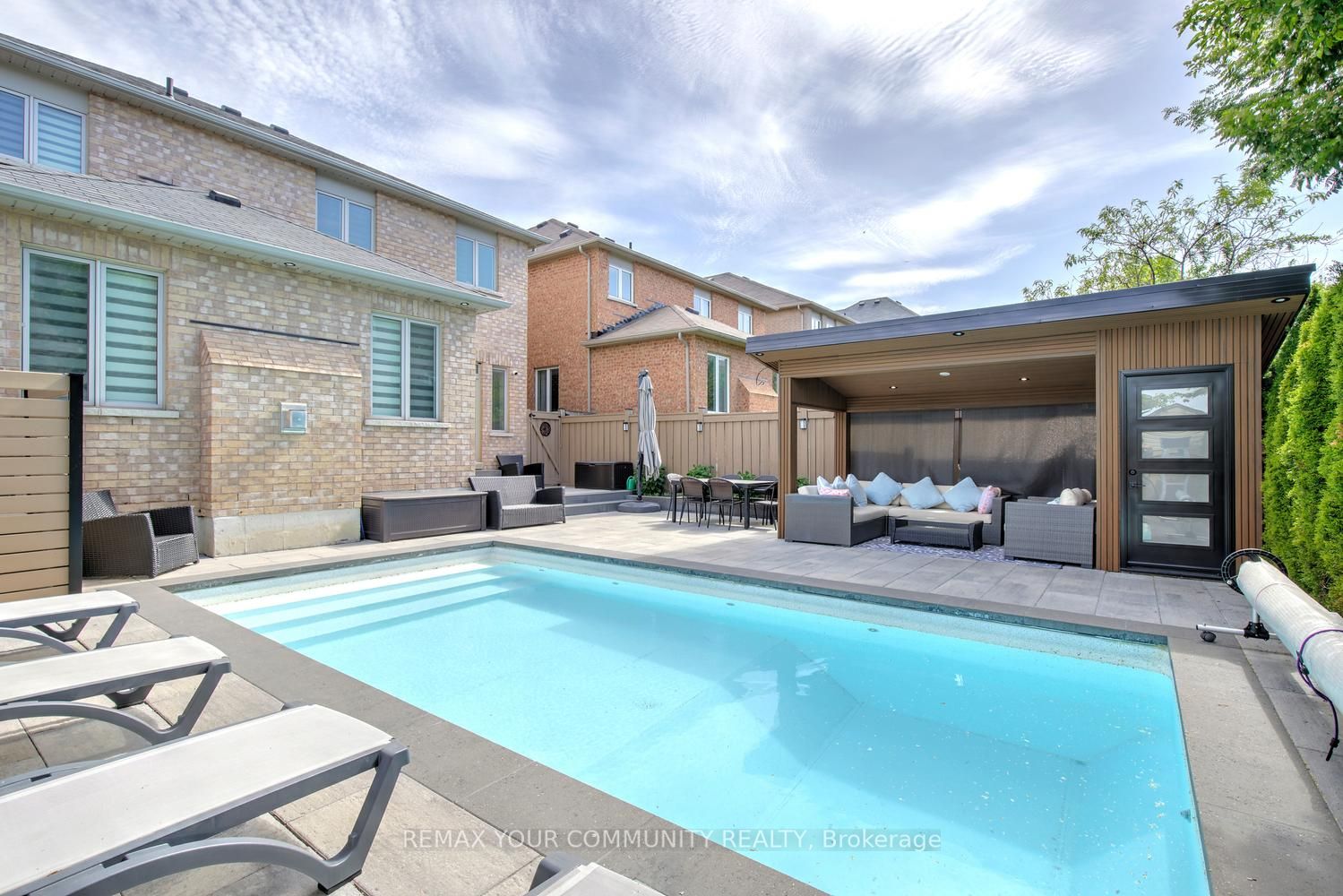 16 Muret Crescent, Vaughan, ON L6A 4S4 photo 2