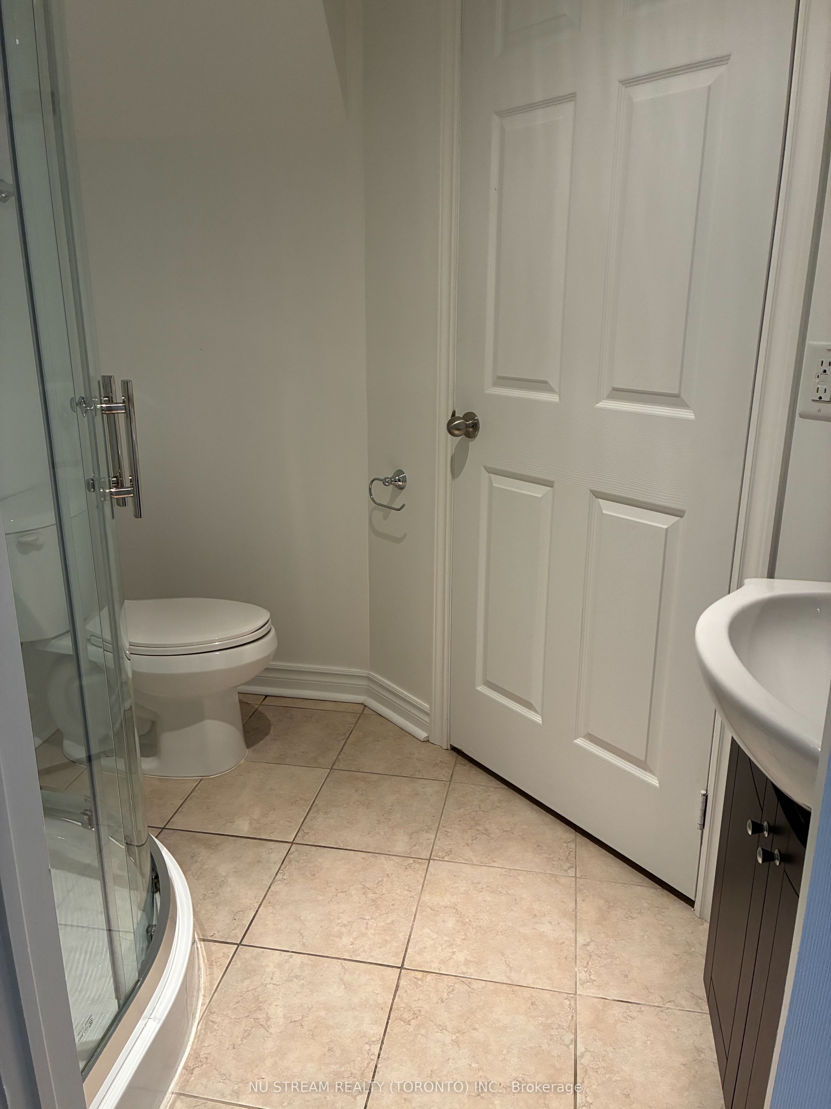 300 Delray Drive, Markham, ON L6E 0R1 photo 3