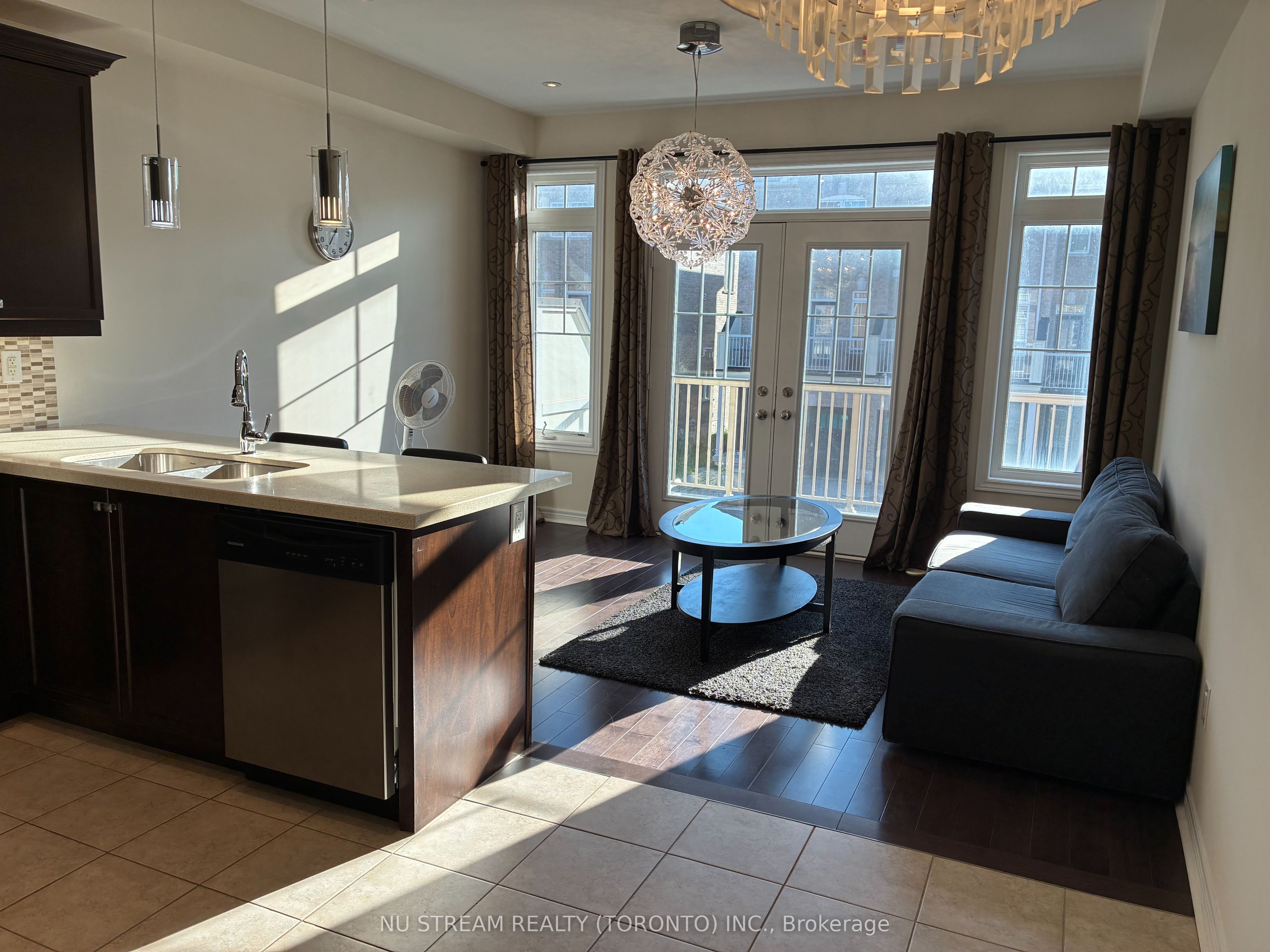 300 Delray Drive, Markham, ON L6E 0R1 photo 4