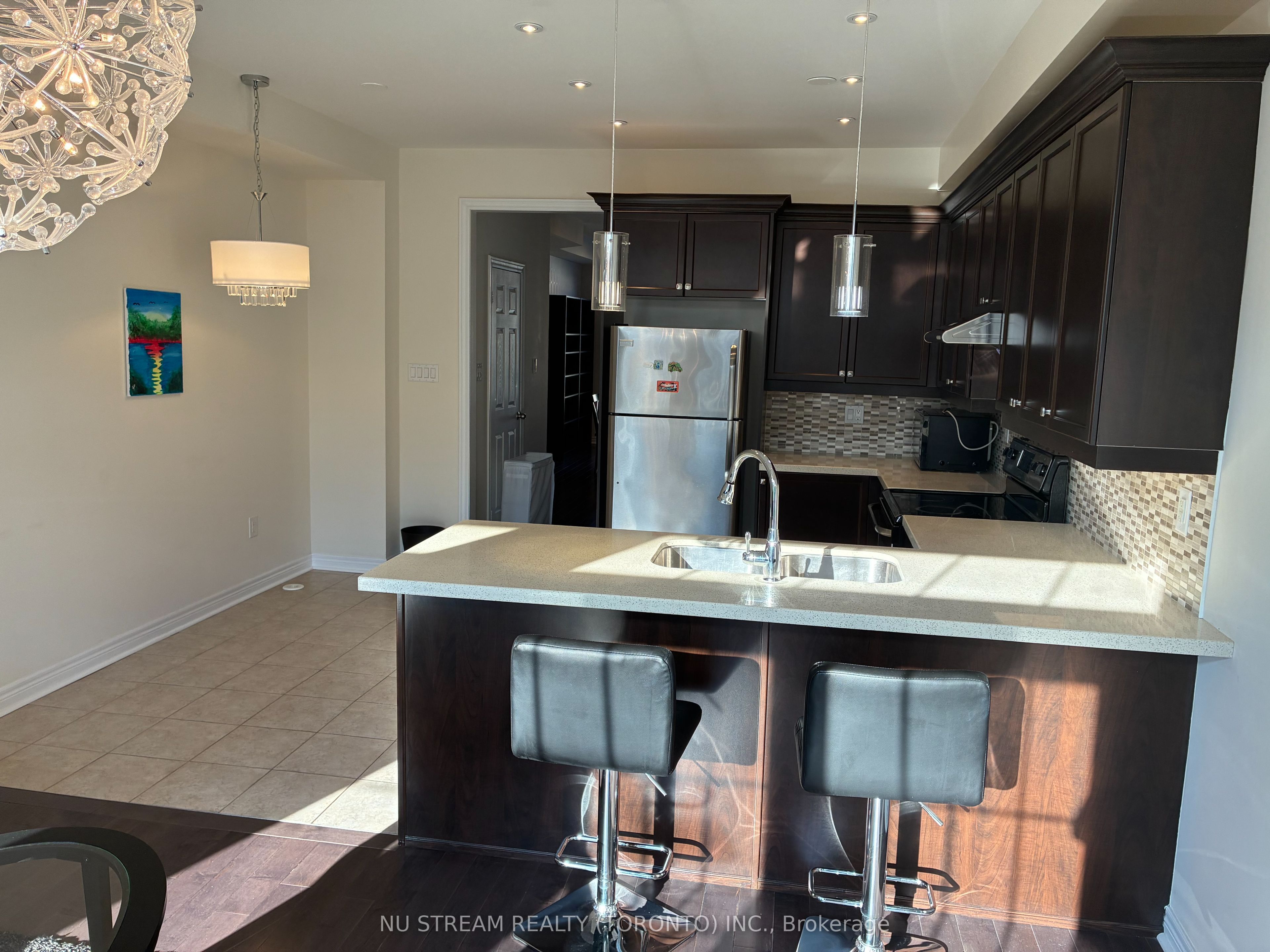 300 Delray Drive, Markham, ON L6E 0R1 photo 5