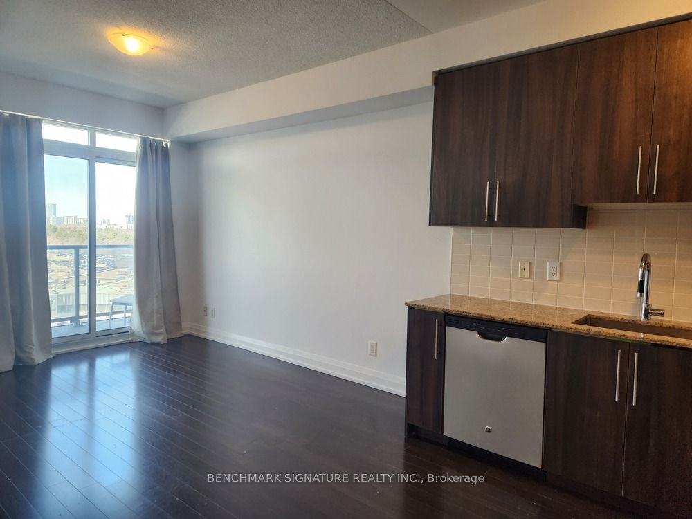 7161 Yonge Street 518, Markham, ON L3T 0C8 photo 4