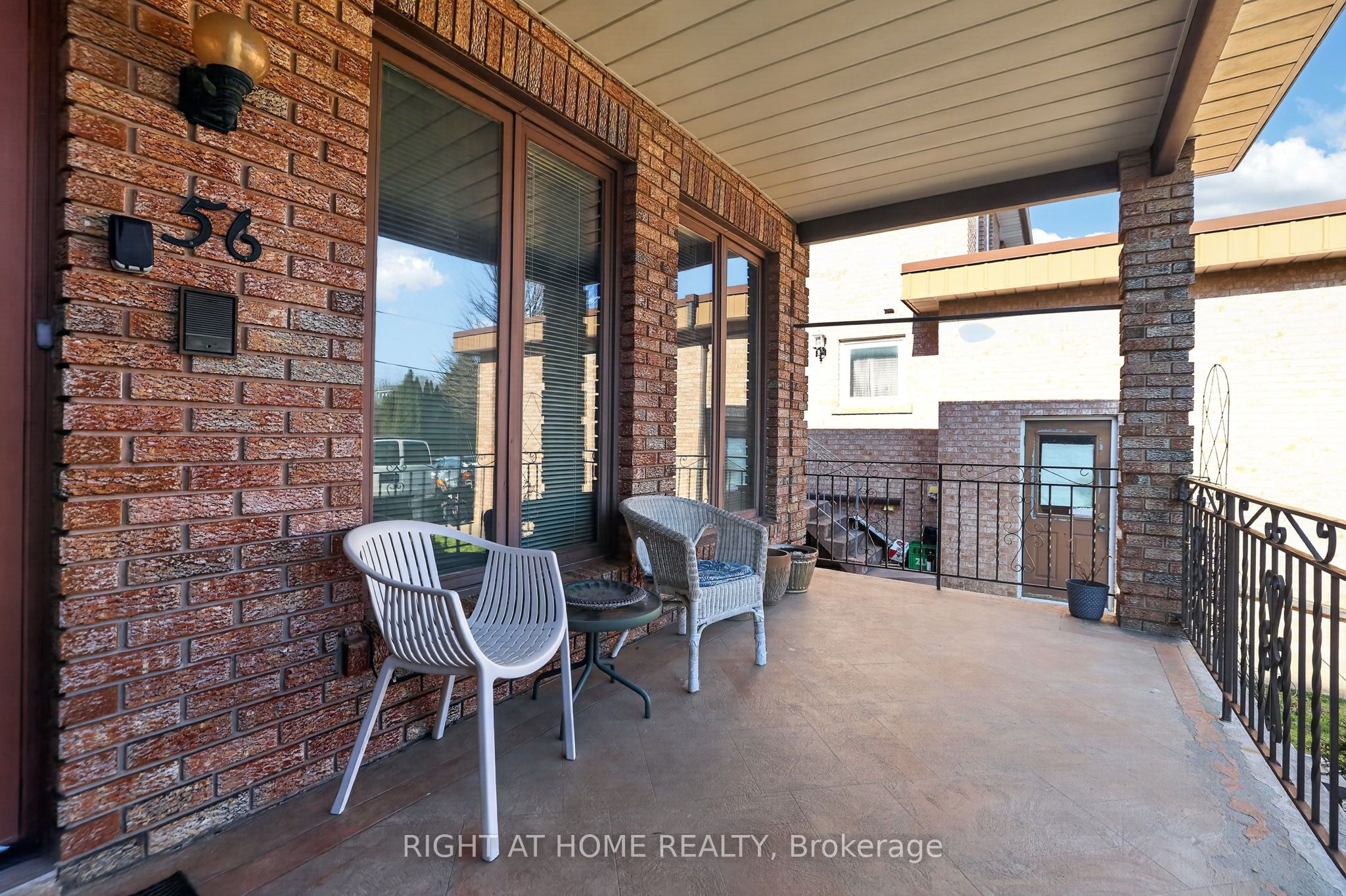56 Birch Avenue, Richmond Hill, ON L4C 6C6 photo 3