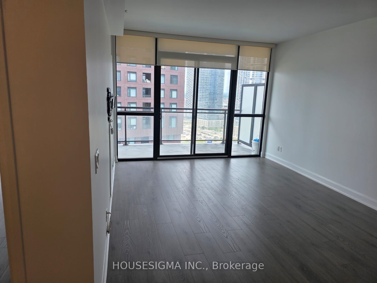 2910 Highway 7 W N/A 2206, Vaughan, ON L4K 0H8 photo 3
