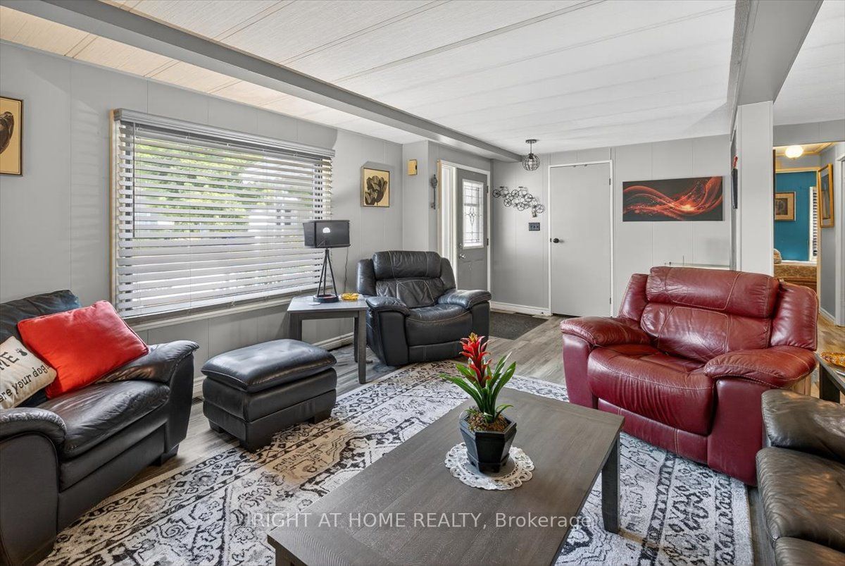 45 Linden Lane, Innisfil, ON L9S 1P2 photo 5